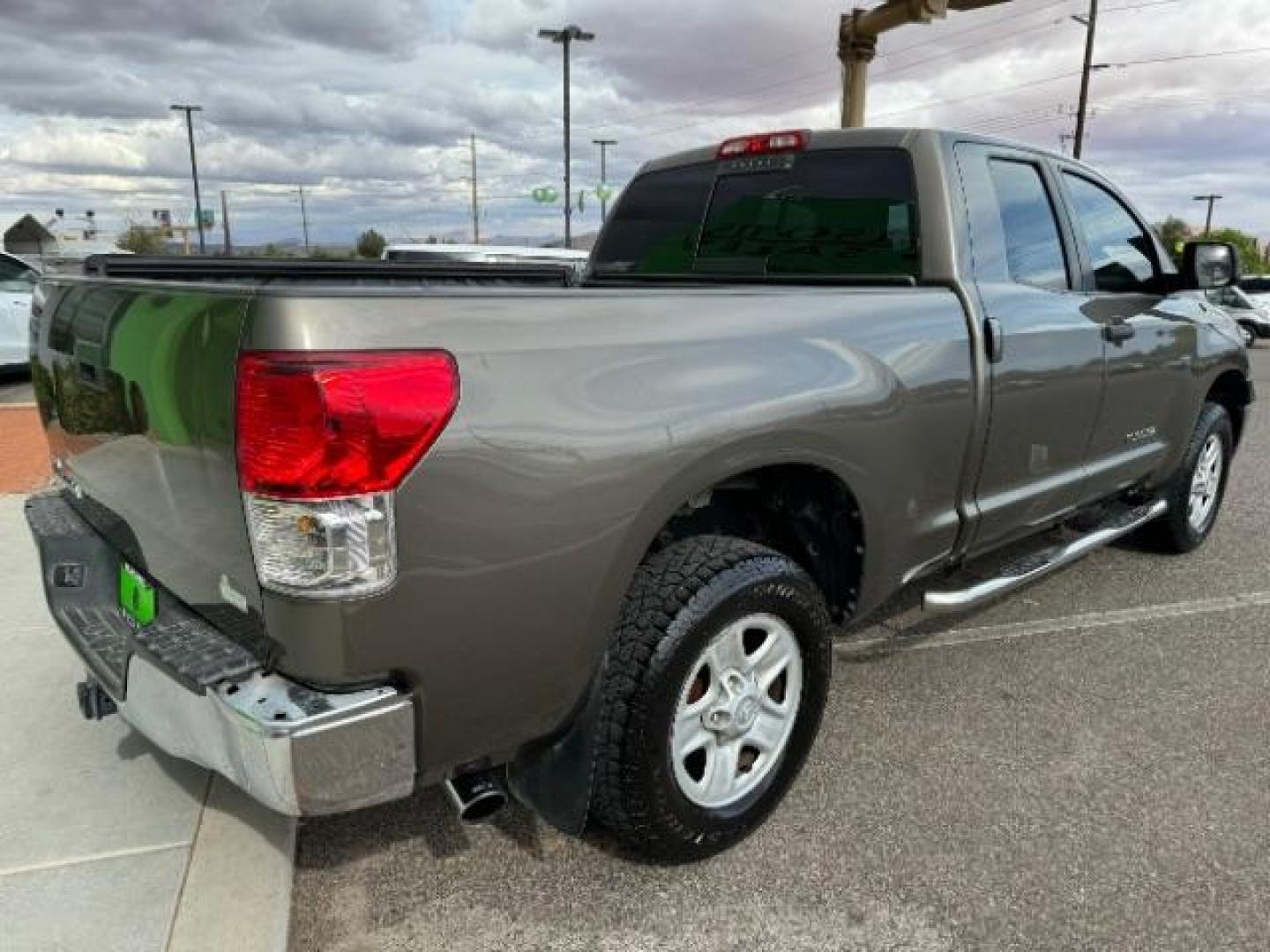 2012 Pyrite Mica /Graphite Cloth Inter Toyota Tundra Tundra-Grade Double Cab 4.6L 2WD (5TFRM5F14CX) with an 4.6L V8 DOHC 32V engine, 5-Speed Automatic Overdrive transmission, located at 940 North Main Street, Cedar City, UT, 84720, (435) 628-0023, 37.692936, -113.061897 - Photo#8