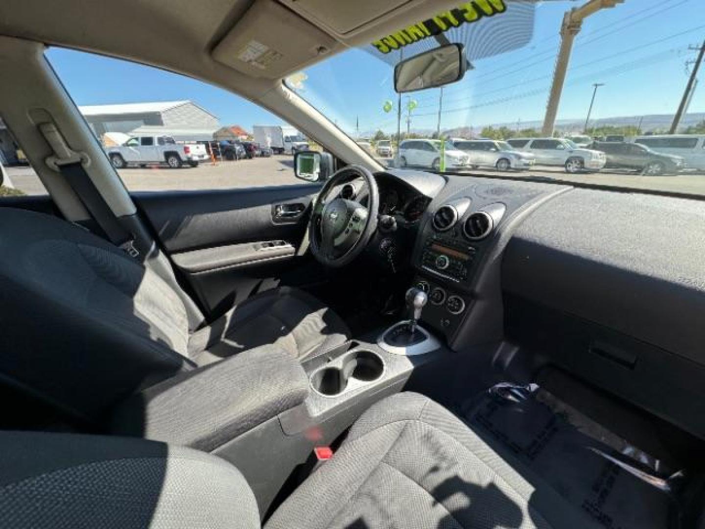 2011 Platinum Graphite Me /Black Cloth Interior Nissan Rogue S AWD (JN8AS5MV4BW) with an 2.5L L4 DOHC 16V engine, Continuously Variabl transmission, located at 940 North Main Street, Cedar City, UT, 84720, (435) 628-0023, 37.692936, -113.061897 - Photo#27