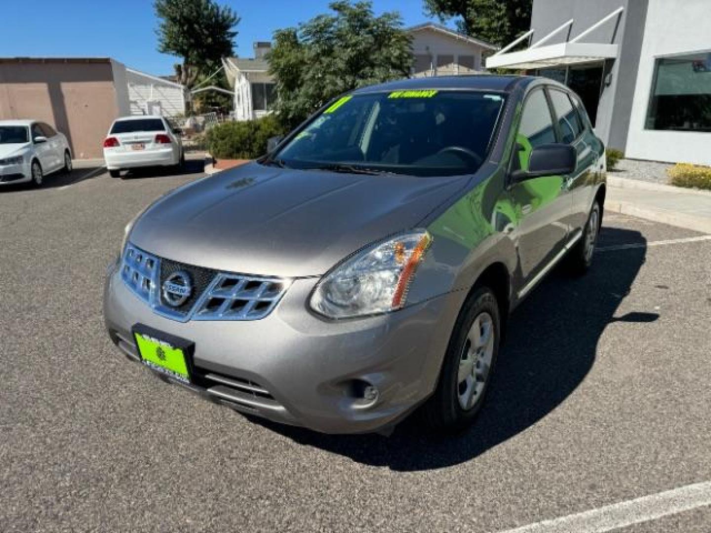 2011 Platinum Graphite Me /Black Cloth Interior Nissan Rogue S AWD (JN8AS5MV4BW) with an 2.5L L4 DOHC 16V engine, Continuously Variabl transmission, located at 940 North Main Street, Cedar City, UT, 84720, (435) 628-0023, 37.692936, -113.061897 - Photo#3