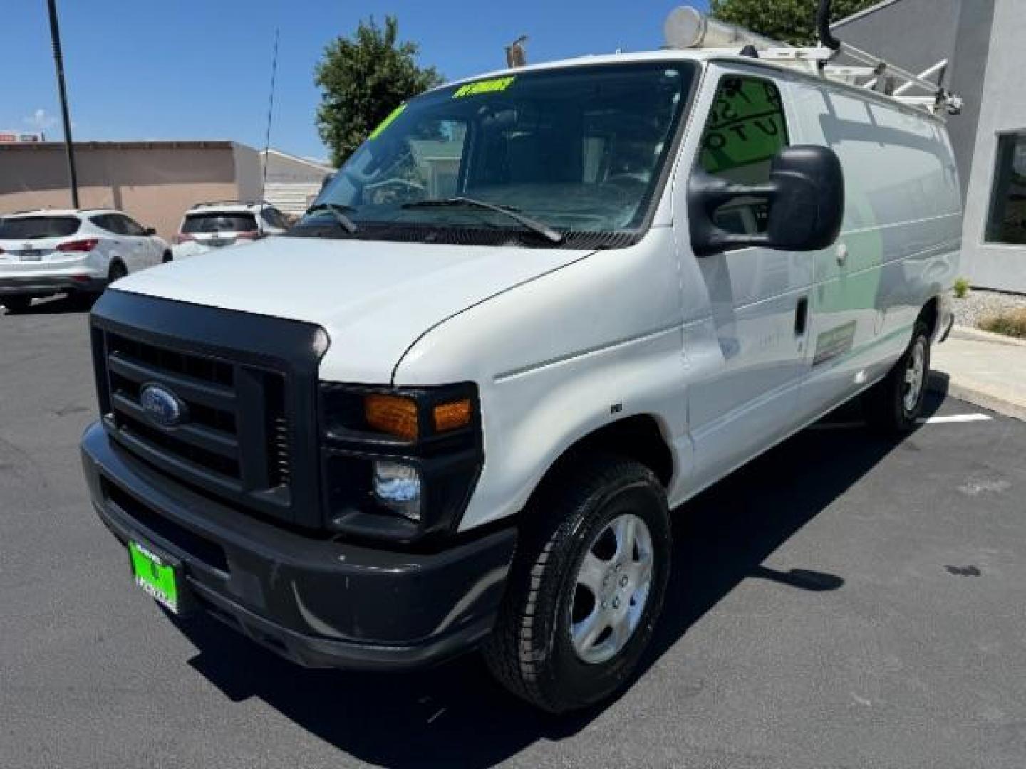 2011 Oxford White /Medium Flint Cloth I Ford Econoline E-250 (1FTNE2EL8BD) with an 5.4L V8 SOHC 16V engine, 4-Speed Automatic transmission, located at 1865 East Red Hills Pkwy, St. George, 84770, (435) 628-0023, 37.120850, -113.543640 - Photo#2