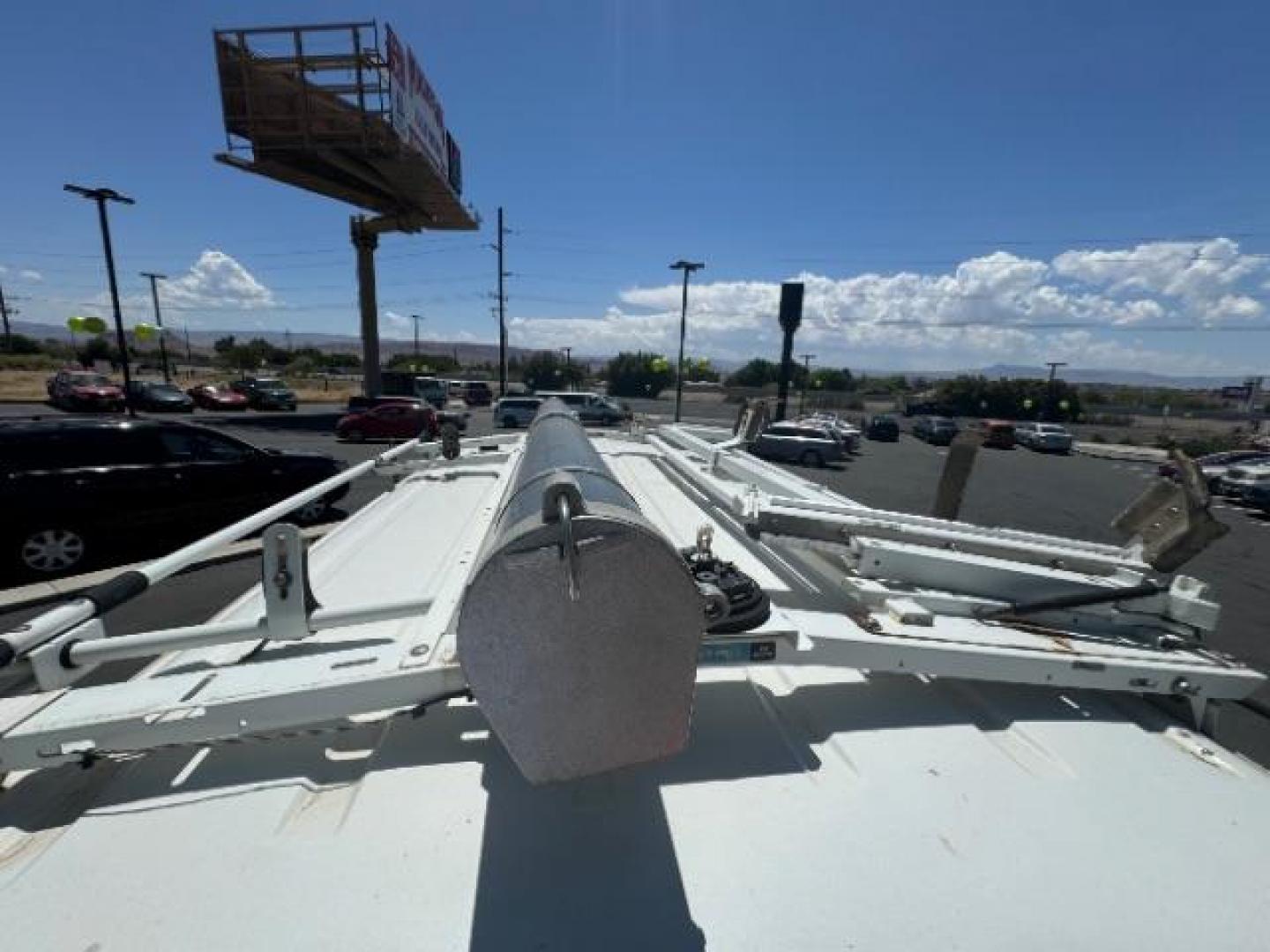 2011 Oxford White /Medium Flint Cloth I Ford Econoline E-250 (1FTNE2EL8BD) with an 5.4L V8 SOHC 16V engine, 4-Speed Automatic transmission, located at 1865 East Red Hills Pkwy, St. George, 84770, (435) 628-0023, 37.120850, -113.543640 - Photo#6