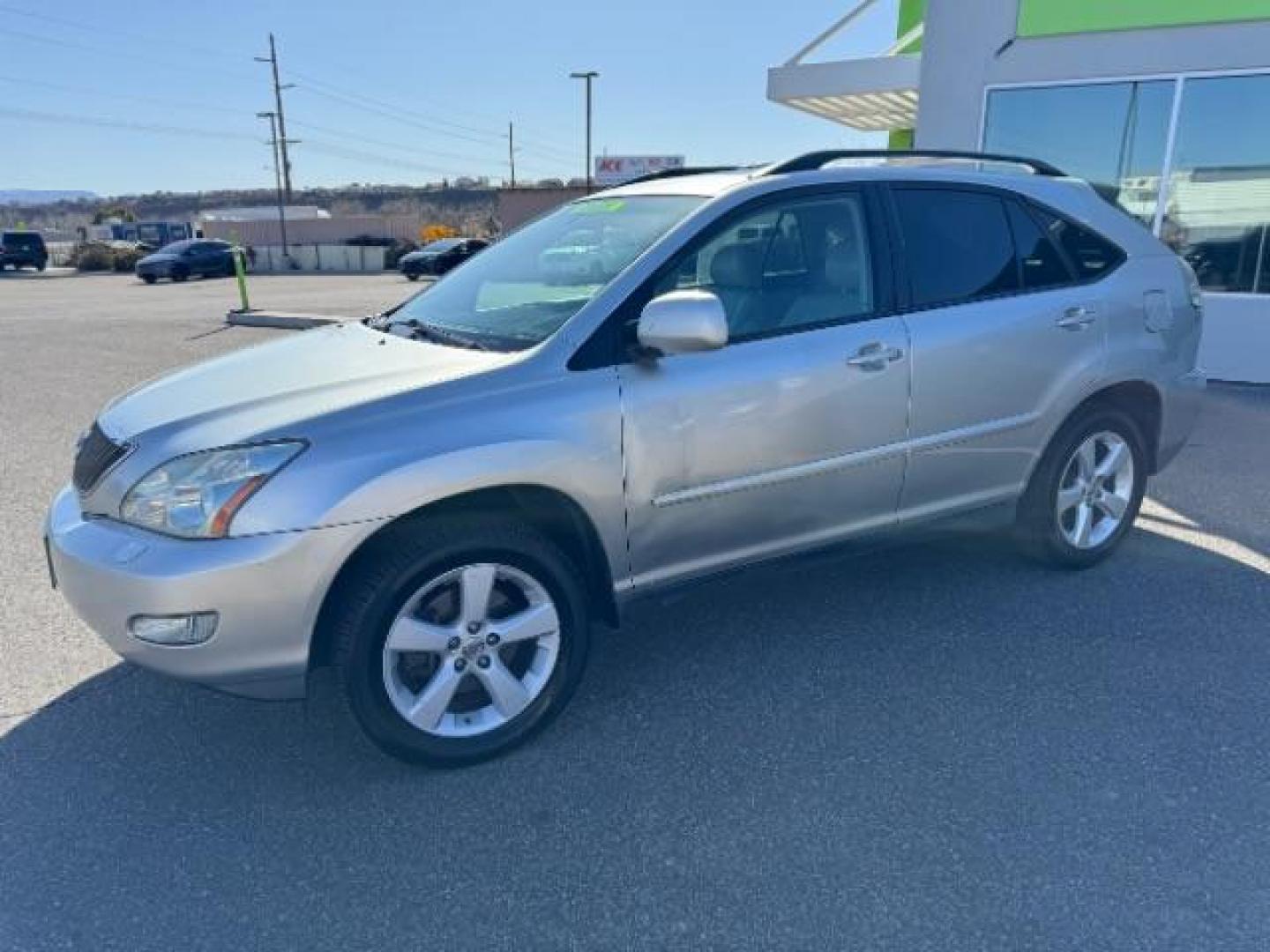 2007 Millennium Silver Me /Light Gray Leather I Lexus RX 350 FWD (2T2GK31U87C) with an 3.5L V6 DOHC 24V engine, 5-Speed Automatic transmission, located at 1865 East Red Hills Pkwy, St. George, 84770, (435) 628-0023, 37.120850, -113.543640 - Photo#1