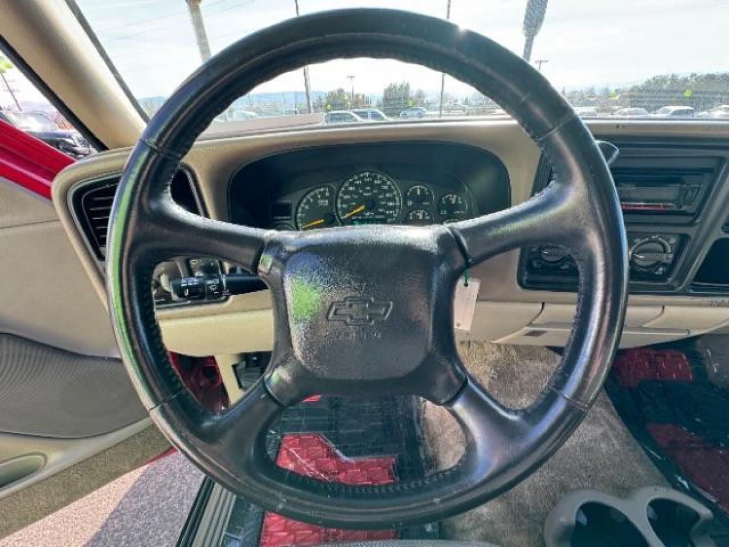 2002 Victory Red /Tan/Neutral Custom C Chevrolet Tahoe 2WD (1GNEC13VX2R) with an 4.8L V8 OHV 16V engine, 4-Speed Automatic transmission, located at 940 North Main Street, Cedar City, UT, 84720, (435) 628-0023, 37.692936, -113.061897 - Photo#20