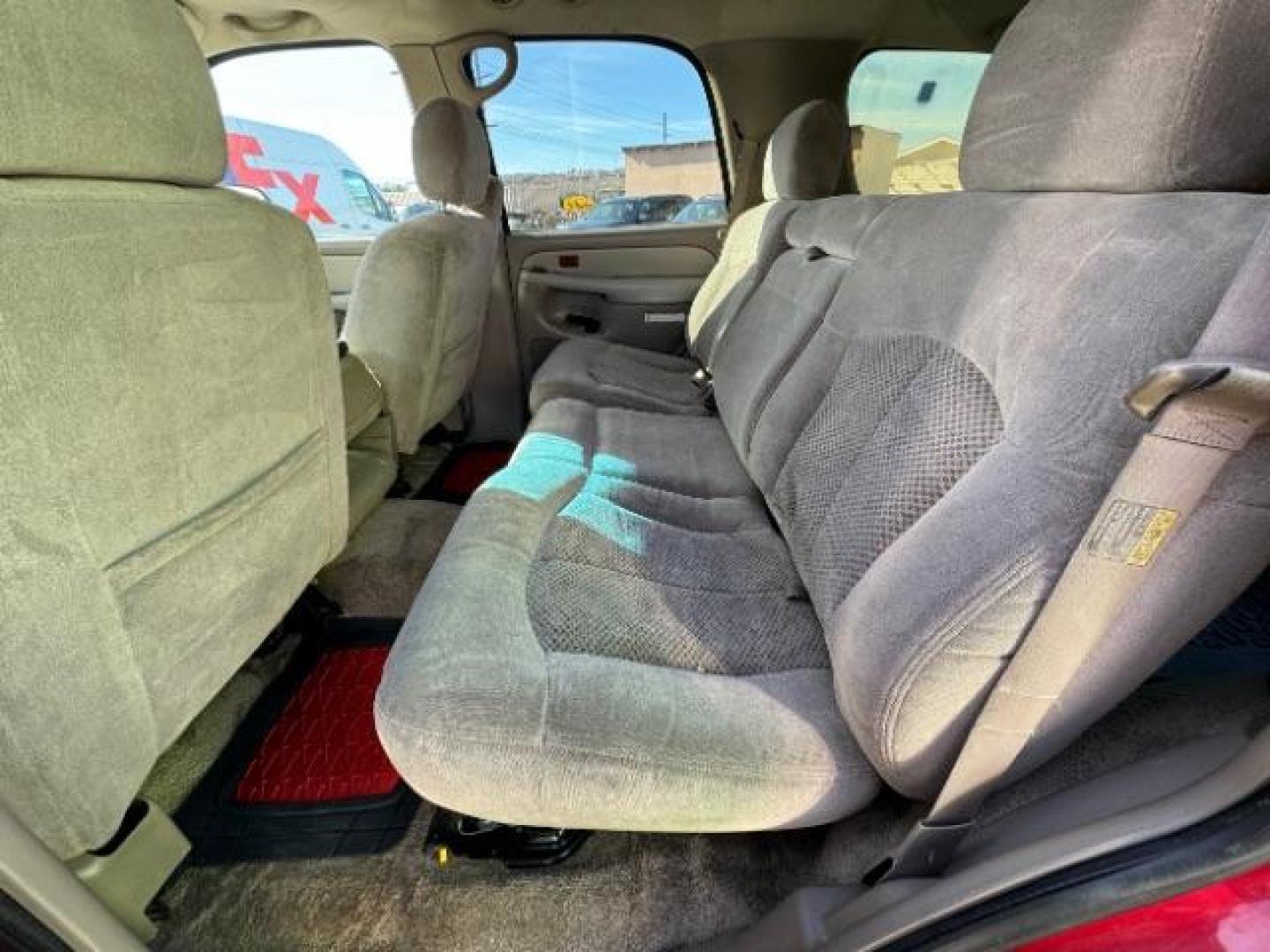 2002 Victory Red /Tan/Neutral Custom C Chevrolet Tahoe 2WD (1GNEC13VX2R) with an 4.8L V8 OHV 16V engine, 4-Speed Automatic transmission, located at 940 North Main Street, Cedar City, UT, 84720, (435) 628-0023, 37.692936, -113.061897 - Photo#23