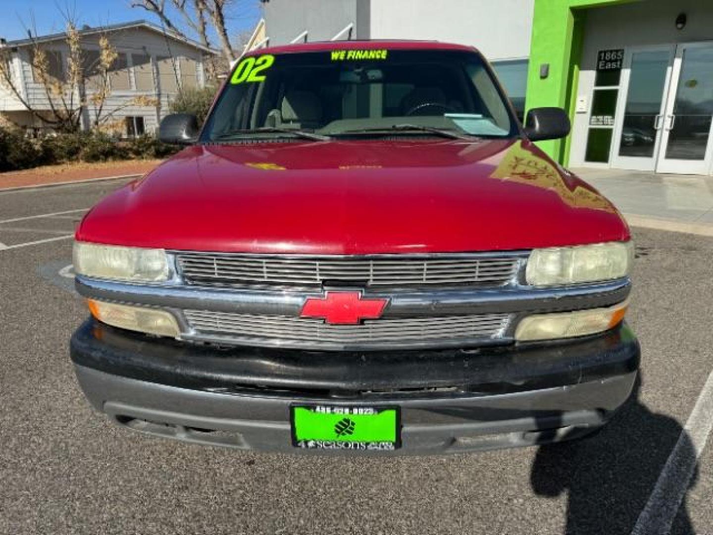 2002 Victory Red /Tan/Neutral Custom C Chevrolet Tahoe 2WD (1GNEC13VX2R) with an 4.8L V8 OHV 16V engine, 4-Speed Automatic transmission, located at 940 North Main Street, Cedar City, UT, 84720, (435) 628-0023, 37.692936, -113.061897 - Photo#2