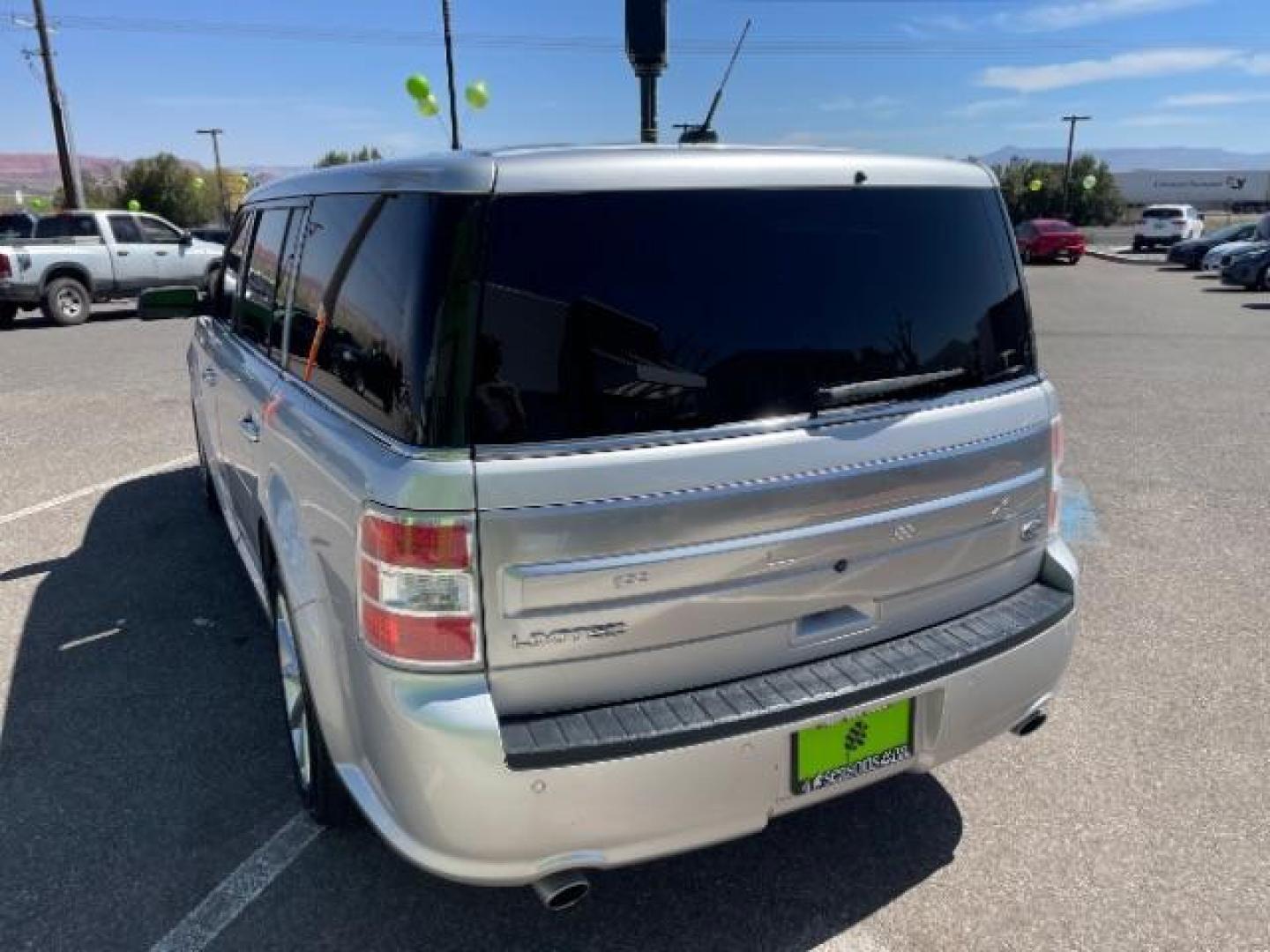 2018 Ingot Silver Metallic /Charcoal Black, leather Ford Flex Limited FWD (2FMGK5D84JB) with an 3.5L V6 DOHC 24V engine, 6-Speed Automatic Overdrive transmission, located at 1865 East Red Hills Pkwy, St. George, 84770, (435) 628-0023, 37.120850, -113.543640 - Photo#7