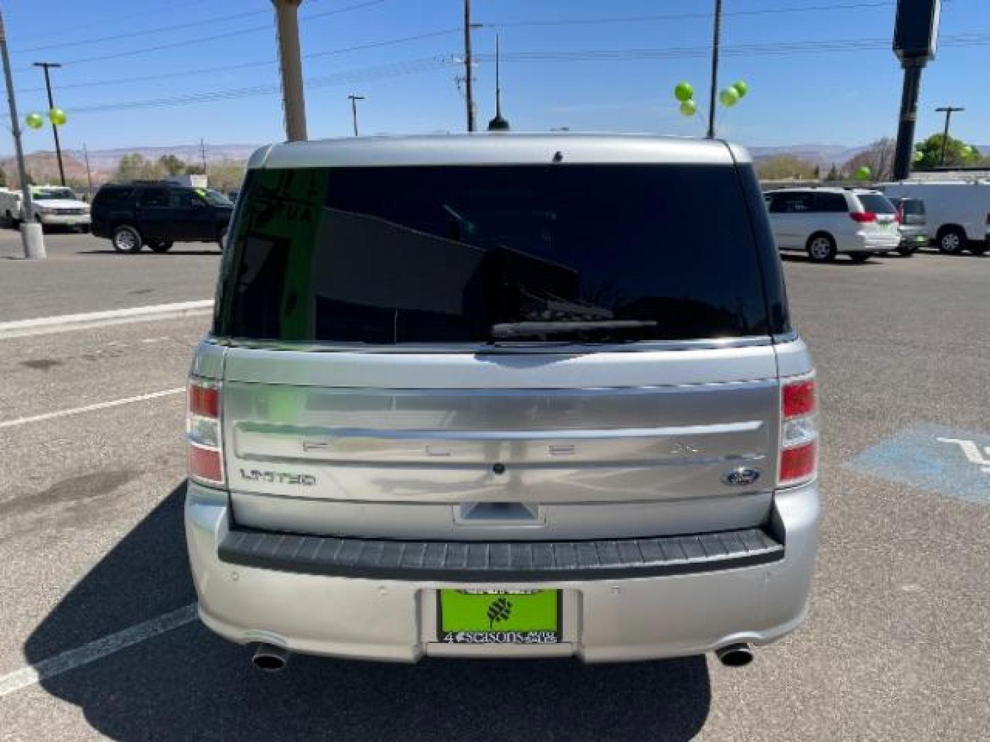 2018 Ingot Silver Metallic /Charcoal Black, leather Ford Flex Limited FWD (2FMGK5D84JB) with an 3.5L V6 DOHC 24V engine, 6-Speed Automatic Overdrive transmission, located at 1865 East Red Hills Pkwy, St. George, 84770, (435) 628-0023, 37.120850, -113.543640 - Photo#8