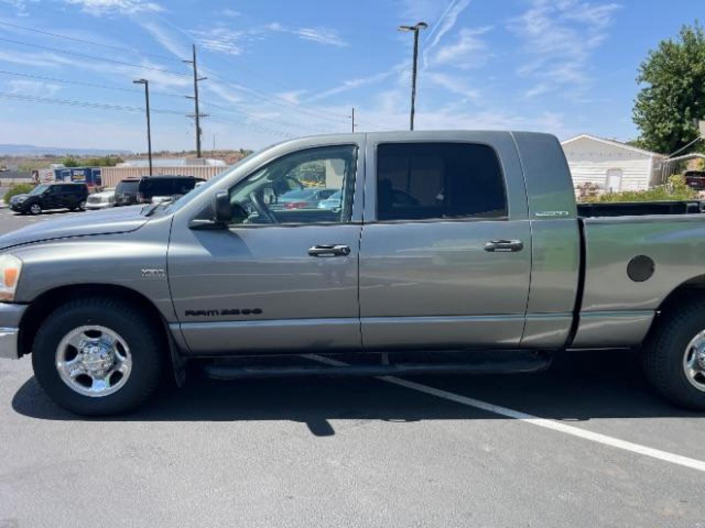 2006 Mineral Gray Metalli /Khaki Cloth Interior Dodge Ram 2500 SLT Mega Cab 2WD (3D7KR29DX6G) with an 5.7L V8 OHV 16V engine, 5-Speed Automatic transmission, located at 1865 East Red Hills Pkwy, St. George, 84770, (435) 628-0023, 37.120850, -113.543640 - Photo#2