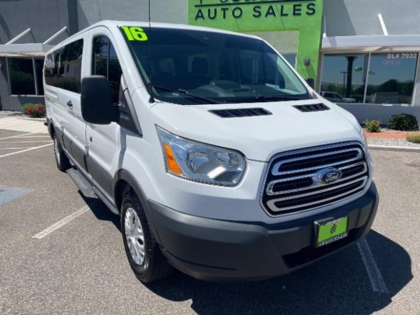 2016 White /Charcoal, cloth Ford Transit 350 Wagon Low Roof XLT 60/40 Pass. 148-in. WB (1FBZX2ZM9GK) with an 3.7L V6 DOHC 24V engine, 6-Speed Automatic transmission, located at 1865 East Red Hills Pkwy, St. George, 84770, (435) 628-0023, 37.120850, -113.543640 - Photo#1