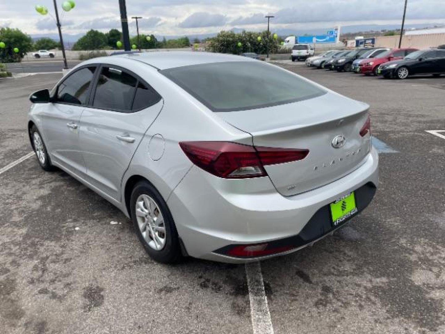 2019 Symphony Silver /Black, cloth Hyundai Elantra SE 6AT (5NPD74LF4KH) with an 1.8L L4 DOHC 16V engine, 6-Speed Manual transmission, located at 1865 East Red Hills Pkwy, St. George, 84770, (435) 628-0023, 37.120850, -113.543640 - We specialize in helping ALL people get the best financing available. No matter your credit score, good, bad or none we can get you an amazing rate. Had a bankruptcy, divorce, or repossessions? We give you the green light to get your credit back on the road. Low down and affordable payments that fit - Photo#8