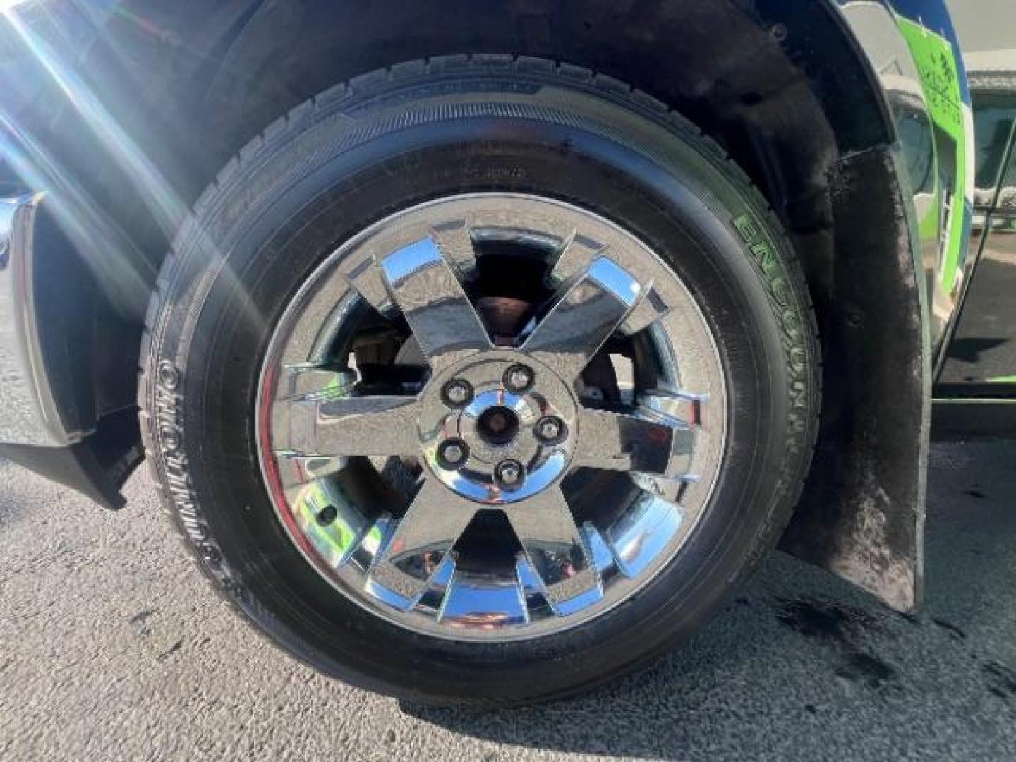 2012 Black /Dark Slate Leather Interior RAM 1500 Laramie Crew Cab 4WD (1C6RD7NT5CS) with an 5.7L V8 OHV 16V engine, 6-Speed Automatic transmission, located at 940 North Main Street, Cedar City, UT, 84720, (435) 628-0023, 37.692936, -113.061897 - We specialize in helping ALL people get the best financing available. No matter your credit score, good, bad or none we can get you an amazing rate. Had a bankruptcy, divorce, or repossessions? We give you the green light to get your credit back on the road. Low down and affordable payments that fit - Photo#10