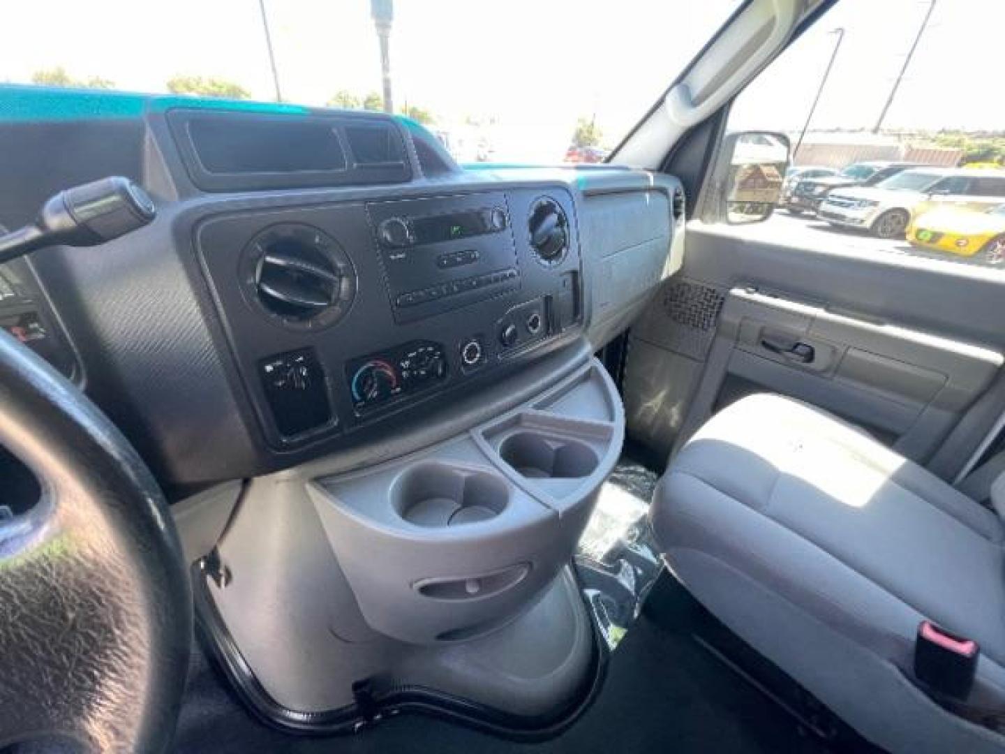 2009 Oxford White /Medium Flint Cloth Interior Ford Econoline E-250 (1FTNE24W19D) with an 4.6L V8 SOHC 16V engine, 4-Speed Automatic transmission, located at 1865 East Red Hills Pkwy, St. George, 84770, (435) 628-0023, 37.120850, -113.543640 - Photo#14