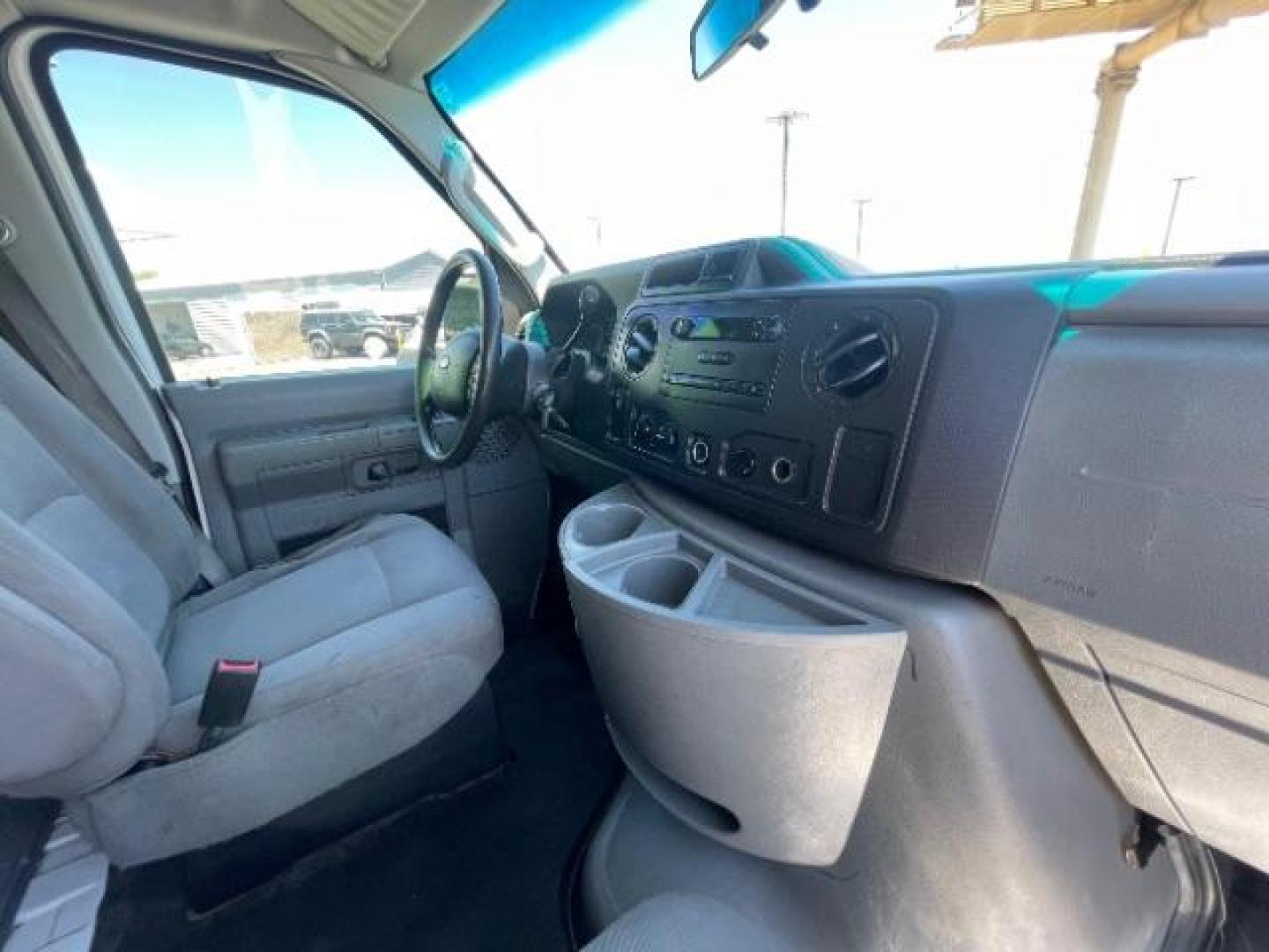 2009 Oxford White /Medium Flint Cloth Interior Ford Econoline E-250 (1FTNE24W19D) with an 4.6L V8 SOHC 16V engine, 4-Speed Automatic transmission, located at 1865 East Red Hills Pkwy, St. George, 84770, (435) 628-0023, 37.120850, -113.543640 - Photo#18