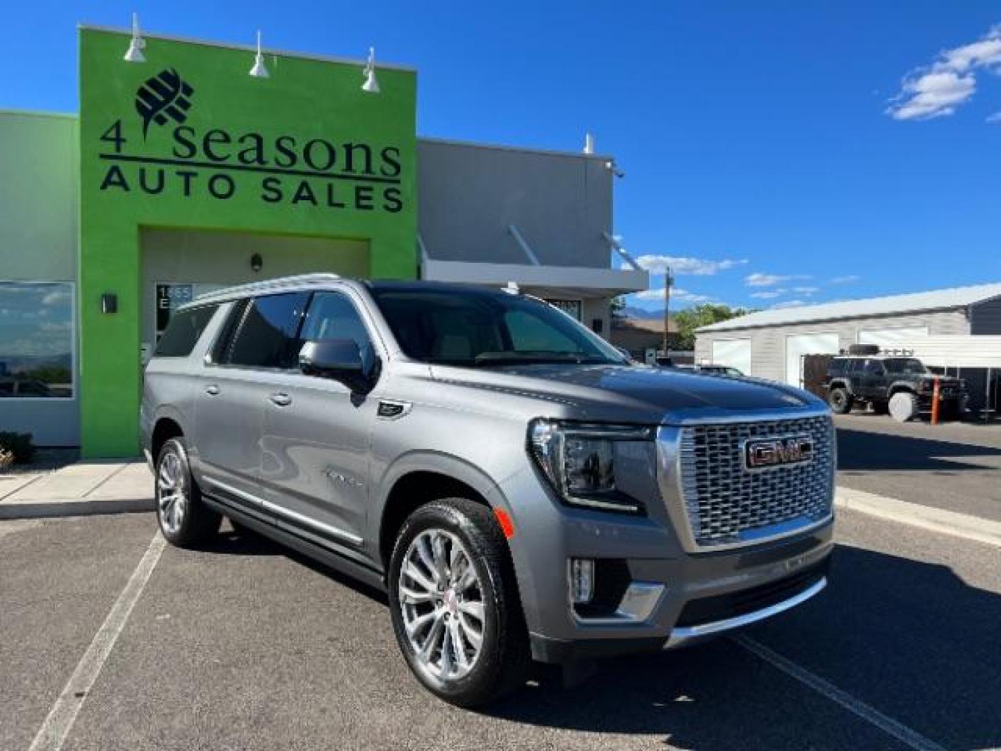 2021 Grey /Tan GMC Yukon XL Denali 4WD (1GKS2JKL6MR) with an 6.2L V8 OHV 16V engine, 10-Speed Automatic transmission, located at 1865 East Red Hills Pkwy, St. George, 84770, (435) 628-0023, 37.120850, -113.543640 - Beautiful rare color combo. Loaded! 4wd, 7 Seats, 2 Screen Entertainment, Adaptive cruise, Max Trailering Package, Power stepside, Pano Sunroof, Cooled seats, Rearview Mirror Camera. This Denali has all the bells and whistles. Come check it out. Call or text for more info, Financing available. - Photo#1