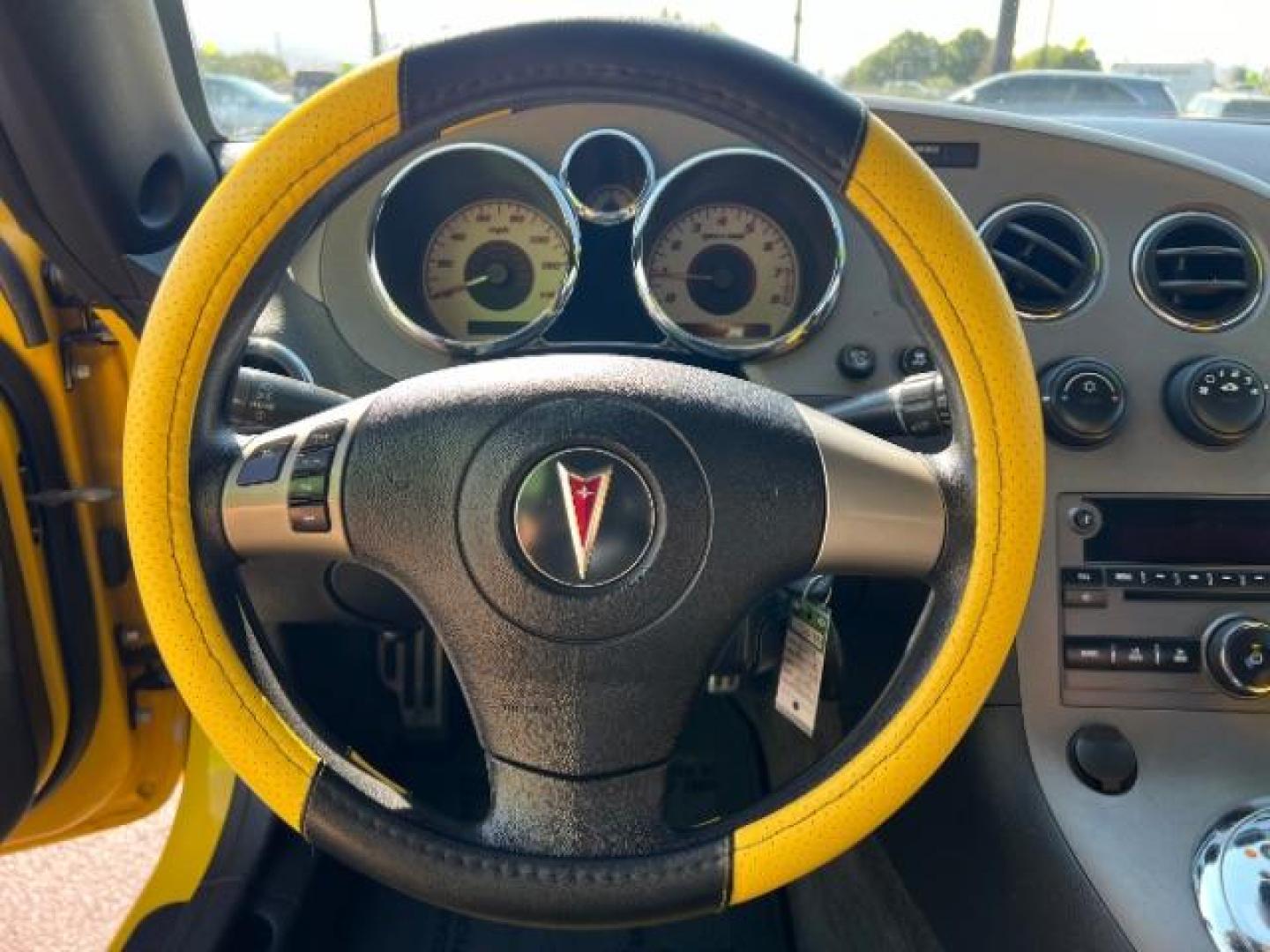 2009 Yellow /Ebony Leather Interior Pontiac Solstice Base (1G2MN35B69Y) with an 2.4L L4 DOHC 16V engine, 5-Speed Automatic transmission, located at 1865 East Red Hills Pkwy, St. George, 84770, (435) 628-0023, 37.120850, -113.543640 - Photo#15