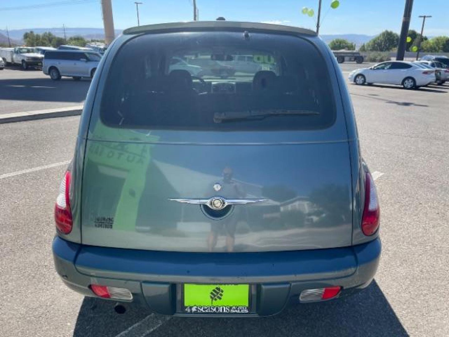 2006 Magnesium Pearl /Pastel Slate Gray Cl Chrysler PT Cruiser Touring Edition (3A4FY58B66T) with an 2.4L L4 DOHC 16V engine, 4-Speed Automatic transmission, located at 1865 East Red Hills Pkwy, St. George, 84770, (435) 628-0023, 37.120850, -113.543640 - Photo#8