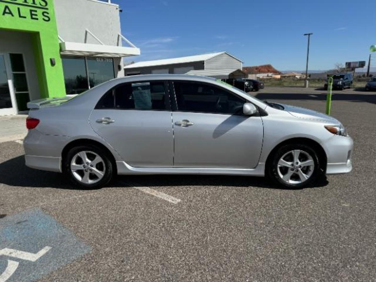 2013 Classic Silver Metal /Dark Charcoal Cloth Toyota Corolla S 4-Speed AT (5YFBU4EEXDP) with an 1.8L L4 DOHC 16V engine, Automatic transmission transmission, located at 1865 East Red Hills Pkwy, St. George, 84770, (435) 628-0023, 37.120850, -113.543640 - Photo#11