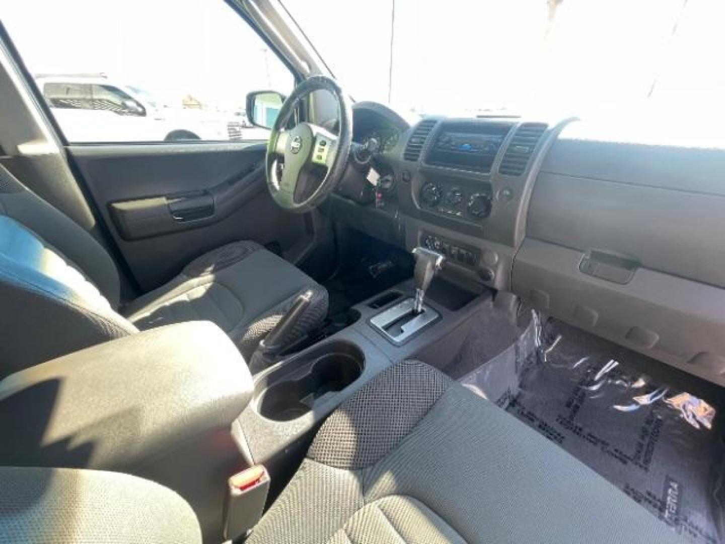 2008 Midnight Blue /Steel/Graphite Cloth Nissan Xterra S 4WD (5N1AN08W28C) with an 4.0L V6 DOHC 24V engine, 5-Speed Automatic transmission, located at 1865 East Red Hills Pkwy, St. George, 84770, (435) 628-0023, 37.120850, -113.543640 - Photo#32