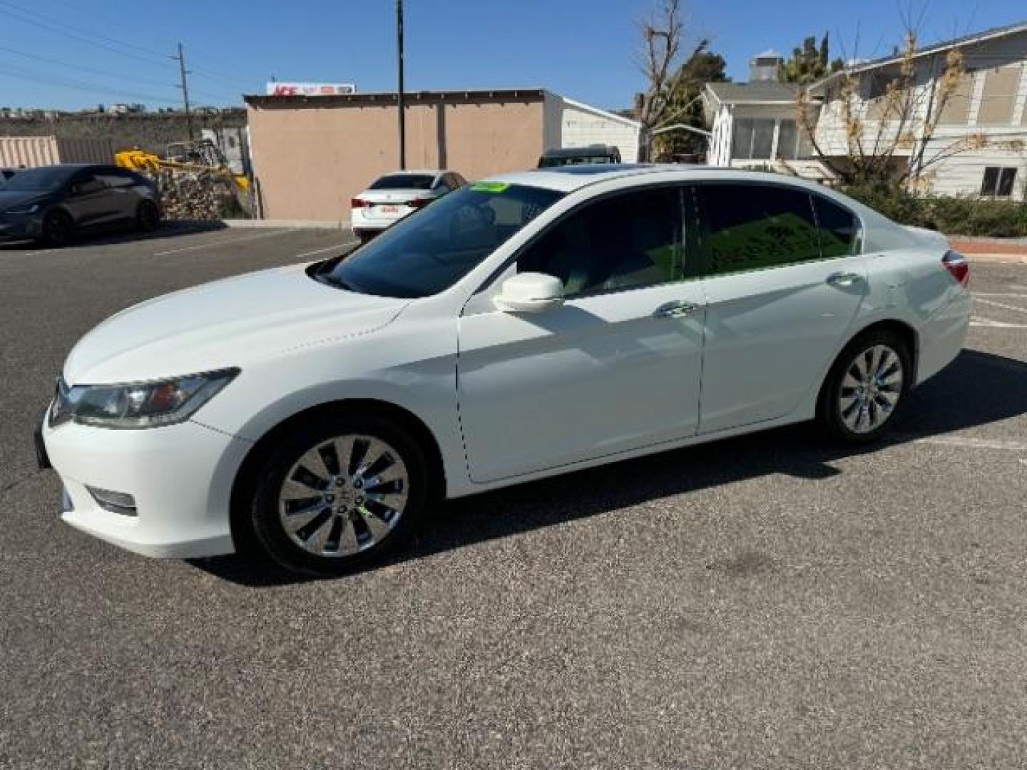 2013 White Orchid Pearl /Ivory Leather Interi Honda Accord EX-L Sedan CVT (1HGCR2F84DA) with an 2.4L L4 DOHC 16V engine, Continuously Variabl transmission, located at 1865 East Red Hills Pkwy, St. George, 84770, (435) 628-0023, 37.120850, -113.543640 - Photo#4