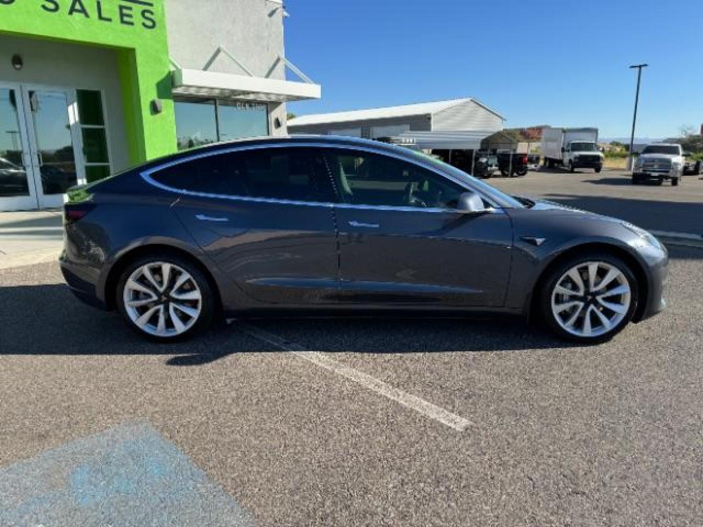 2020 Midnight Silver Metallic /All Black, leatherette Tesla Model 3 Long Range (5YJ3E1EBXLF) with an ELECTRIC engine, 1-Speed Automatic transmission, located at 1865 East Red Hills Pkwy, St. George, 84770, (435) 628-0023, 37.120850, -113.543640 - Photo#13