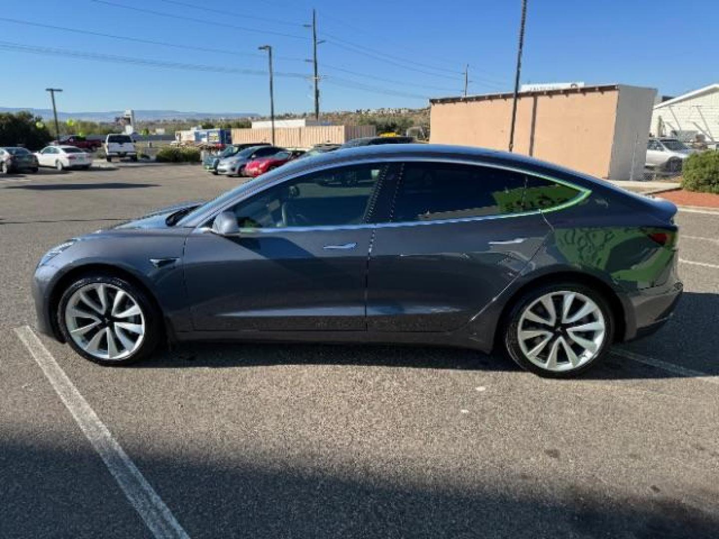 2020 Midnight Silver Metallic /All Black, leatherette Tesla Model 3 Long Range (5YJ3E1EBXLF) with an ELECTRIC engine, 1-Speed Automatic transmission, located at 1865 East Red Hills Pkwy, St. George, 84770, (435) 628-0023, 37.120850, -113.543640 - Photo#7