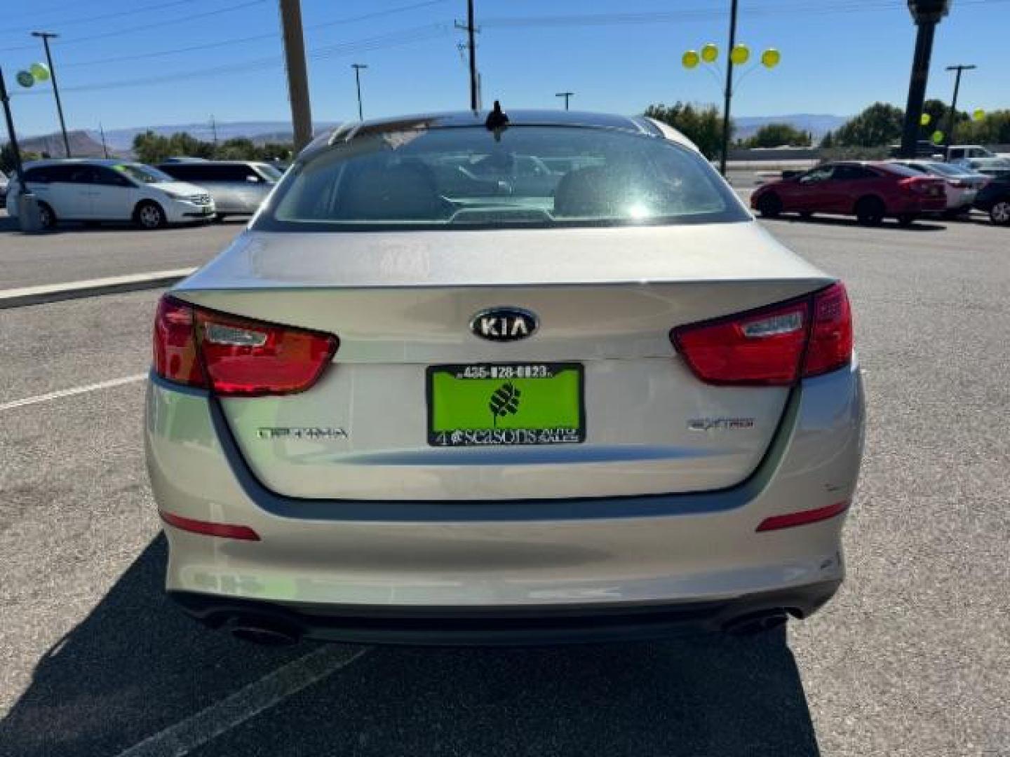 2014 Titanium Silver /Beige Kia Optima EX (5XXGN4A7XEG) with an 2.4L L4 DOHC 16V engine, 6-Speed Automatic transmission, located at 1865 East Red Hills Pkwy, St. George, 84770, (435) 628-0023, 37.120850, -113.543640 - Photo#7