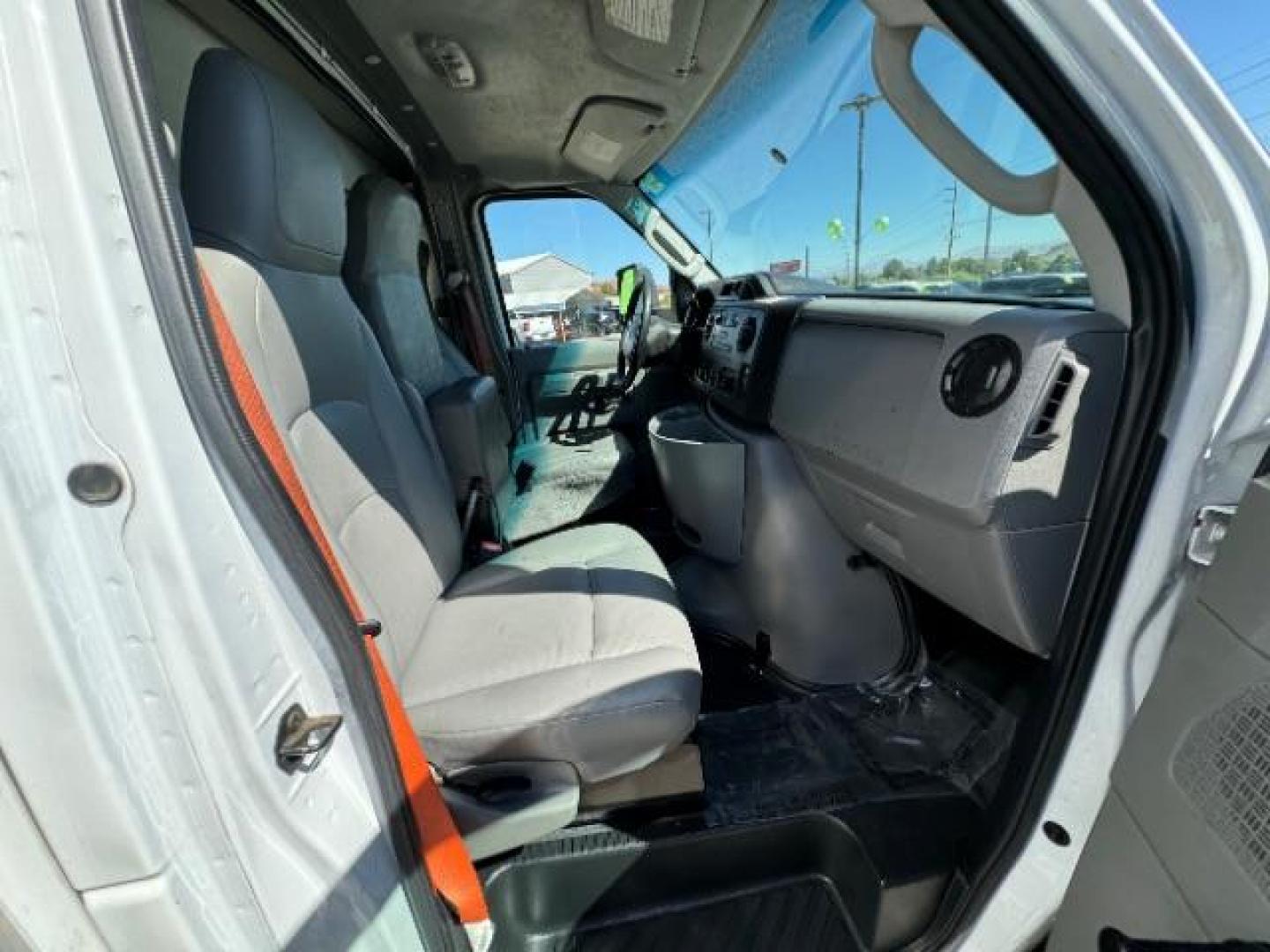 2015 White /Gray Leather Ford Econoline E-350 Super Duty (1FDWE3FL6FD) with an 5.4L V8 SOHC 16V engine, 4-Speed Automatic transmission, located at 1865 East Red Hills Pkwy, St. George, 84770, (435) 628-0023, 37.120850, -113.543640 - CNG Fuel . We specialize in helping ALL people get the best financing available. No matter your credit score, good, bad or none we can get you an amazing rate. Had a bankruptcy, divorce, or repossessions? We give you the green light to get your credit back on the road. Low down and affordable paymen - Photo#27