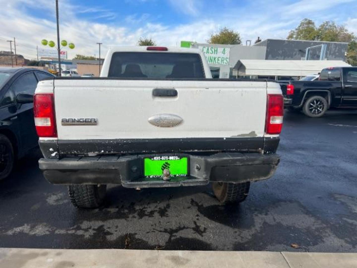 2007 Oxford White /Medium Dark Flint Cloth Interior Ford Ranger XL SuperCab 2WD (1FTYR14DX7P) with an 2.3L L4 SOHC 8V engine, 5-Speed Manual transmission, located at 1865 East Red Hills Pkwy, St. George, 84770, (435) 628-0023, 37.120850, -113.543640 - Photo#4