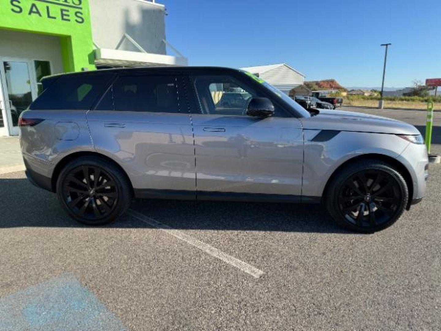 2023 GREY /Light Cloud/Ebo Land Rover Range Rover Sport P360 SE (SAL1P9EU8PA) with an 3.0L L6 DOHC 24V HYBRID engine, 8-Speed Automatic transmission, located at 1865 East Red Hills Pkwy, St. George, 84770, (435) 628-0023, 37.120850, -113.543640 - This is a beautiful fully loaded Rover with all the bells and whistles. Has an available extended 7 YEAR OR 84000 mile warranty. Full ceramic coating, leather treatment and clear bra. CLEAN TITLE. Call or text for more info. - Photo#12