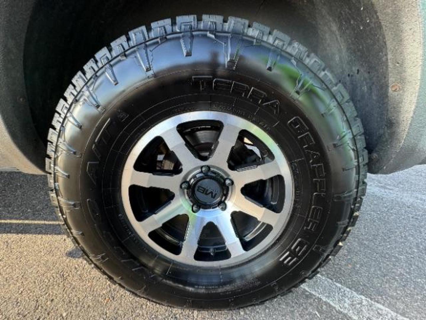 2012 Bright White /Dark Slate Leather Interior RAM 1500 Laramie Crew Cab 4WD (1C6RD7NTXCS) with an 5.7L V8 OHV 16V engine, 6-Speed Automatic transmission, located at 1865 East Red Hills Pkwy, St. George, 84770, (435) 628-0023, 37.120850, -113.543640 - Photo#15