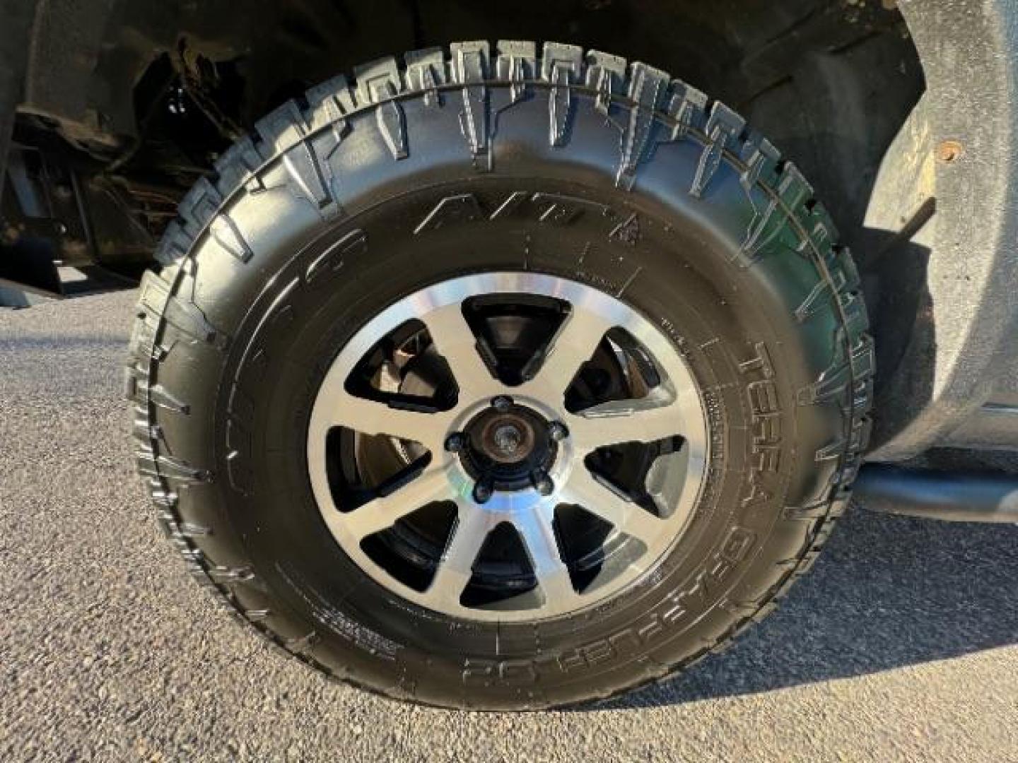 2012 Bright White /Dark Slate Leather Interior RAM 1500 Laramie Crew Cab 4WD (1C6RD7NTXCS) with an 5.7L V8 OHV 16V engine, 6-Speed Automatic transmission, located at 1865 East Red Hills Pkwy, St. George, 84770, (435) 628-0023, 37.120850, -113.543640 - Photo#16