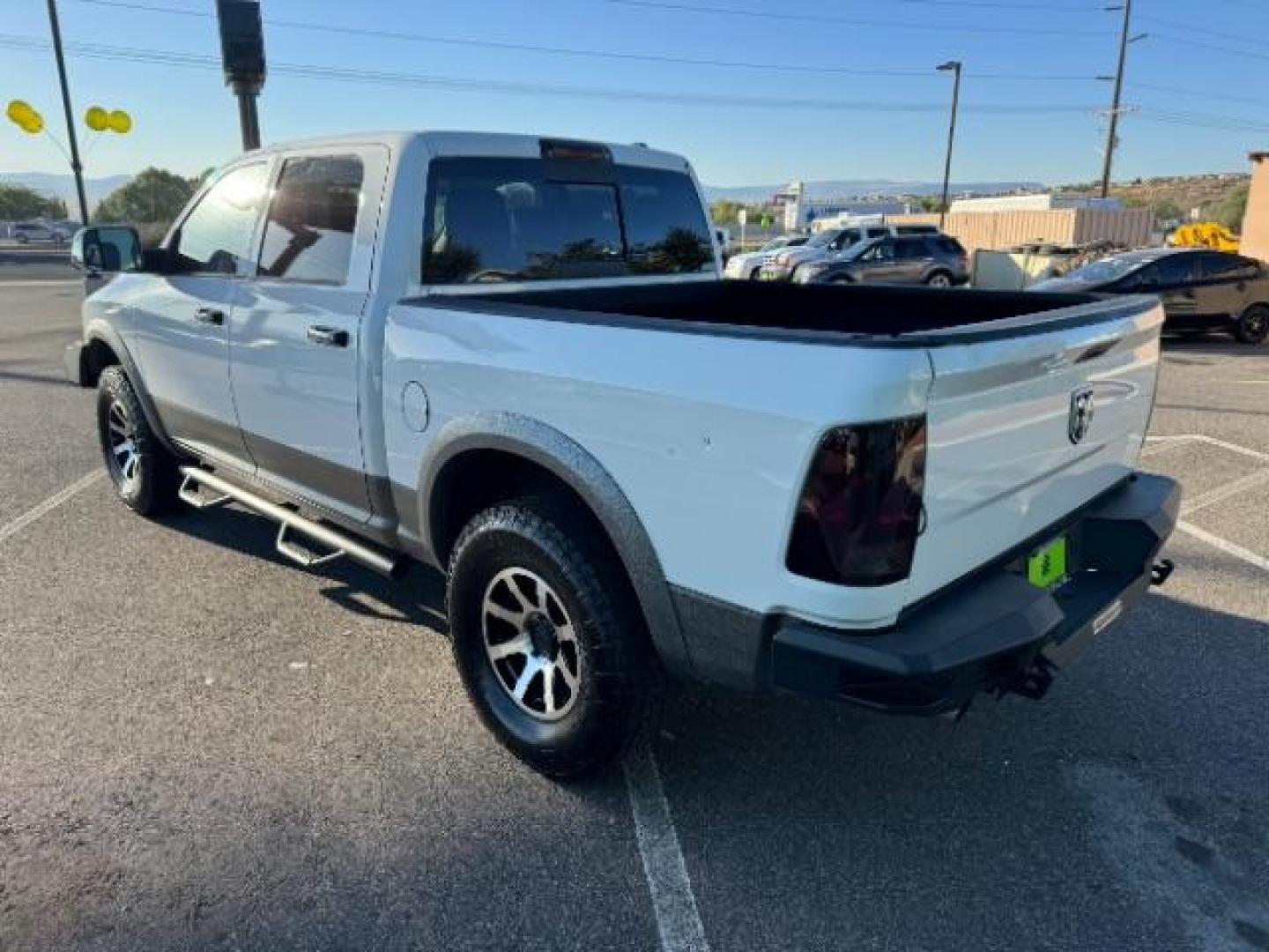 2012 Bright White /Dark Slate Leather Interior RAM 1500 Laramie Crew Cab 4WD (1C6RD7NTXCS) with an 5.7L V8 OHV 16V engine, 6-Speed Automatic transmission, located at 1865 East Red Hills Pkwy, St. George, 84770, (435) 628-0023, 37.120850, -113.543640 - Photo#7