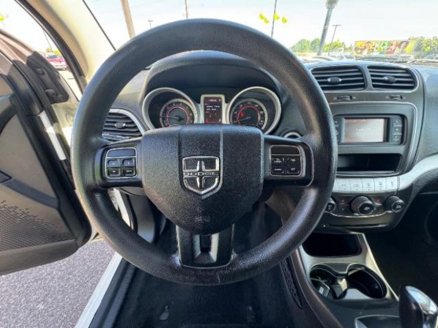 2012 White /Black Cloth Interior Dodge Journey SXT (3C4PDCBG9CT) with an 3.6L V6 DOHC 24V engine, 6-Speed Automatic transmission, located at 940 North Main Street, Cedar City, UT, 84720, (435) 628-0023, 37.692936, -113.061897 - Photo#20