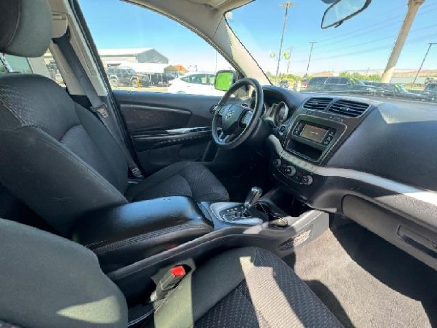 2012 White /Black Cloth Interior Dodge Journey SXT (3C4PDCBG9CT) with an 3.6L V6 DOHC 24V engine, 6-Speed Automatic transmission, located at 940 North Main Street, Cedar City, UT, 84720, (435) 628-0023, 37.692936, -113.061897 - Photo#35