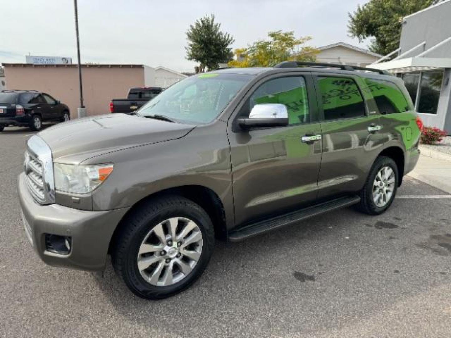 2011 Pyrite Mica /Sand Beige Leather Interior Toyota Sequoia Limited 2WD (5TDKY5G13BS) with an 5.7L V8 DOHC 32V engine, 6-Speed Automatic transmission, located at 1865 East Red Hills Pkwy, St. George, 84770, (435) 628-0023, 37.120850, -113.543640 - Photo#4