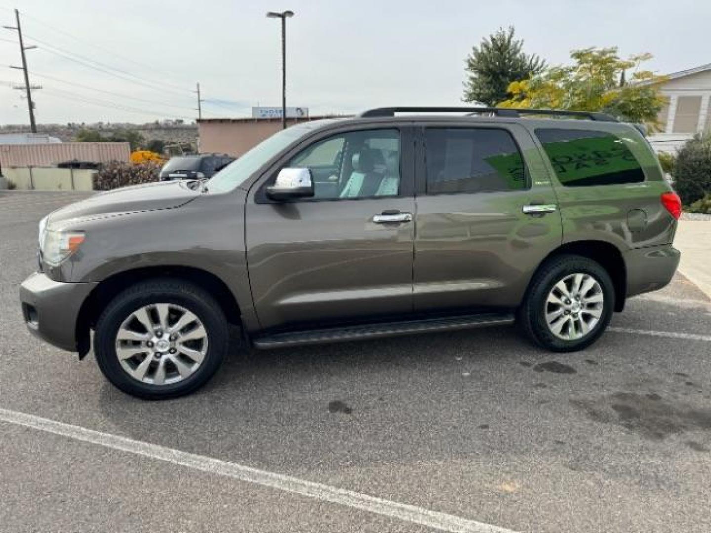 2011 Pyrite Mica /Sand Beige Leather Interior Toyota Sequoia Limited 2WD (5TDKY5G13BS) with an 5.7L V8 DOHC 32V engine, 6-Speed Automatic transmission, located at 1865 East Red Hills Pkwy, St. George, 84770, (435) 628-0023, 37.120850, -113.543640 - Photo#5