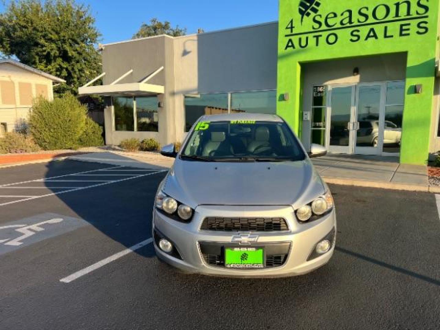 2015 Silver Ice Metallic /Dark Pewter/Dark Tit Chevrolet Sonic LTZ Auto 5-Door (1G1JE6SB0F4) with an 1.4L L4 DOHC 24V TUR engine, 6-Speed Automatic transmission, located at 1865 East Red Hills Pkwy, St. George, 84770, (435) 628-0023, 37.120850, -113.543640 - We specialize in helping ALL people get the best financing available. No matter your credit score, good, bad or none we can get you an amazing rate. Had a bankruptcy, divorce, or repossessions? We give you the green light to get your credit back on the road. Low down and affordable payments that fit - Photo#1