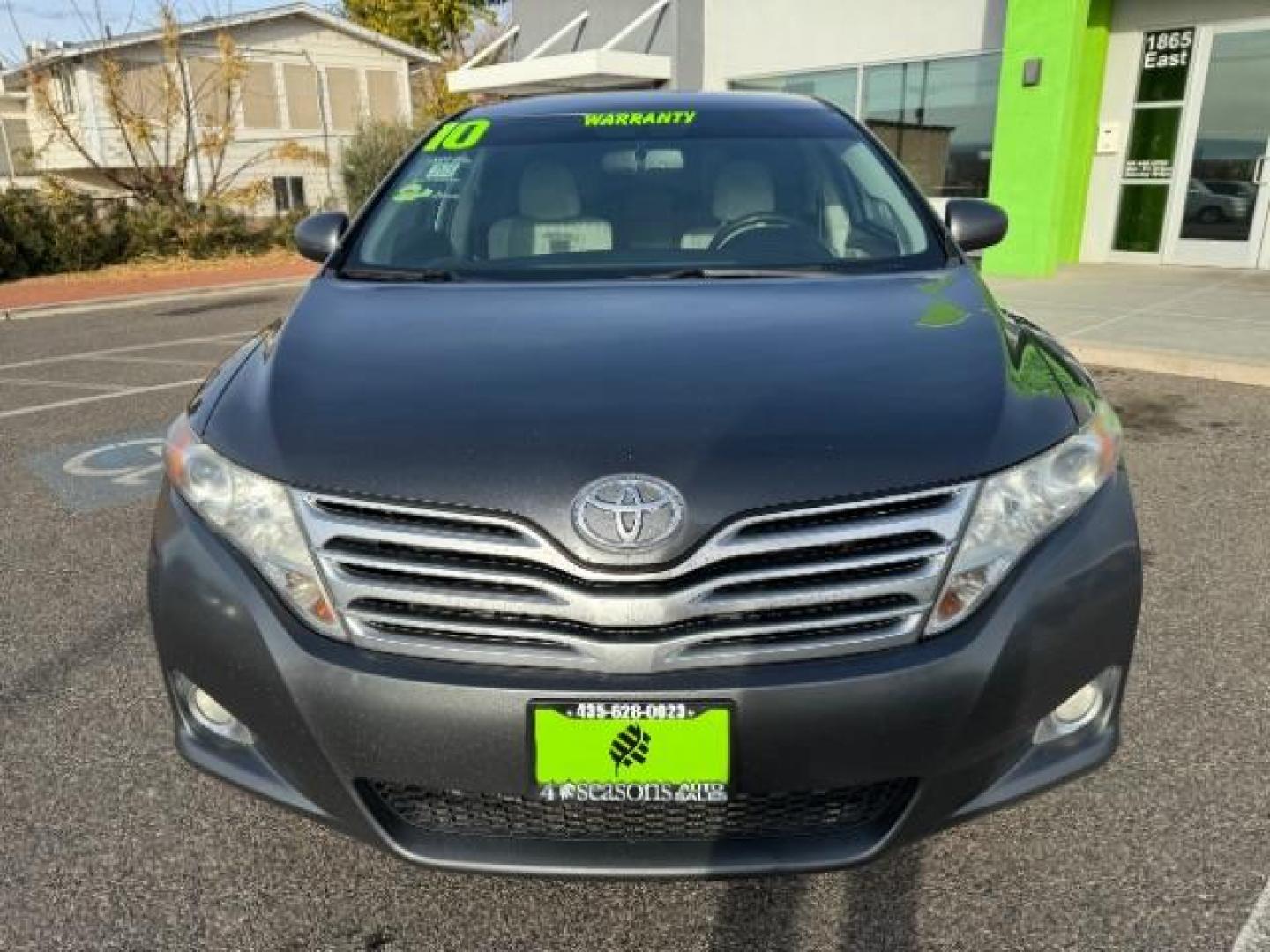 2010 Magnetic Gray Metallic /Ivory Cloth Interior Toyota Venza 4X4 I4 (4T3BA3BB0AU) with an 2.7L L4 DOHC 16V engine, 6-Speed Automatic transmission, located at 1865 East Red Hills Pkwy, St. George, 84770, (435) 628-0023, 37.120850, -113.543640 - Photo#2