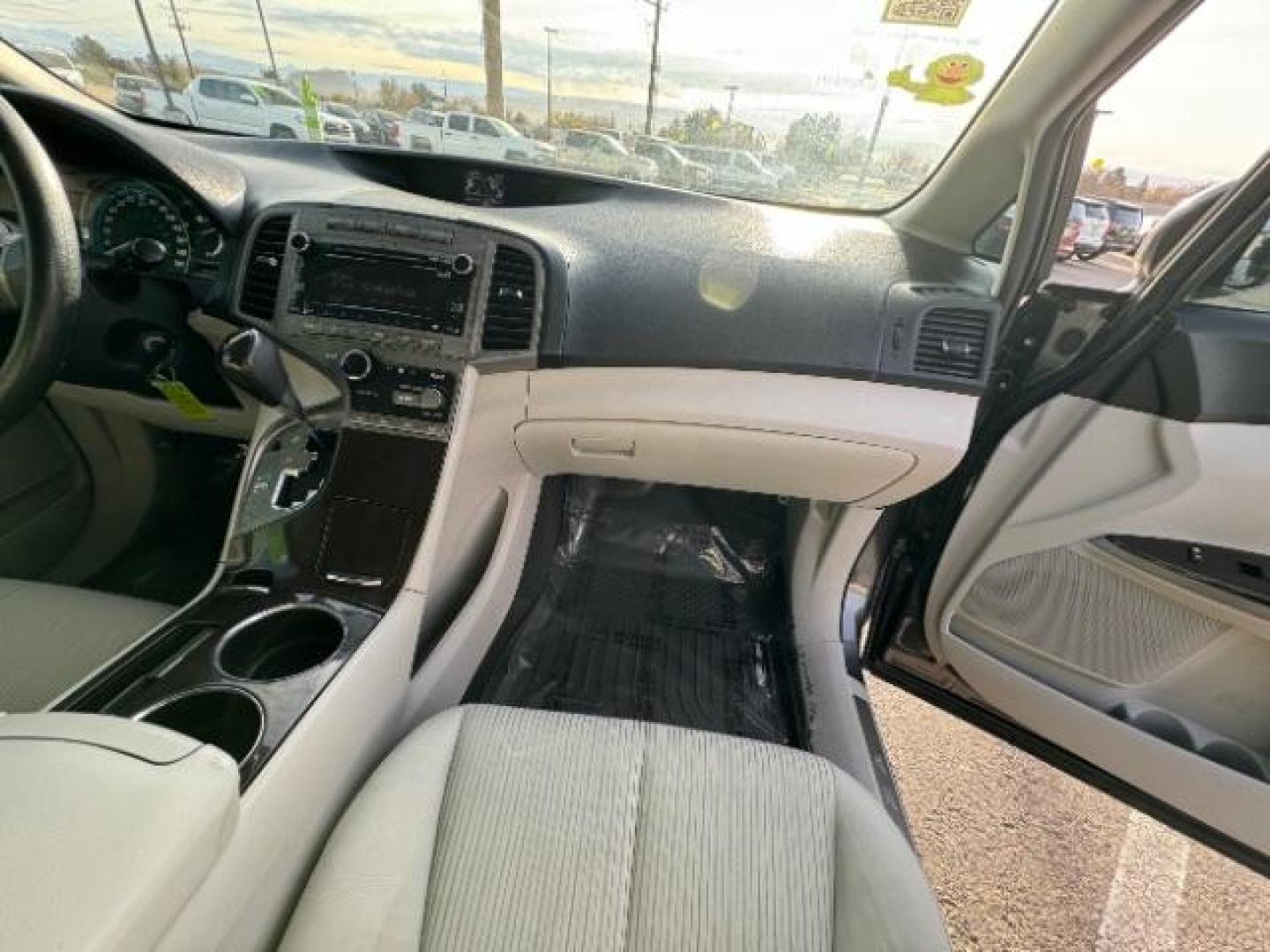 2010 Magnetic Gray Metallic /Ivory Cloth Interior Toyota Venza 4X4 I4 (4T3BA3BB0AU) with an 2.7L L4 DOHC 16V engine, 6-Speed Automatic transmission, located at 1865 East Red Hills Pkwy, St. George, 84770, (435) 628-0023, 37.120850, -113.543640 - Photo#31