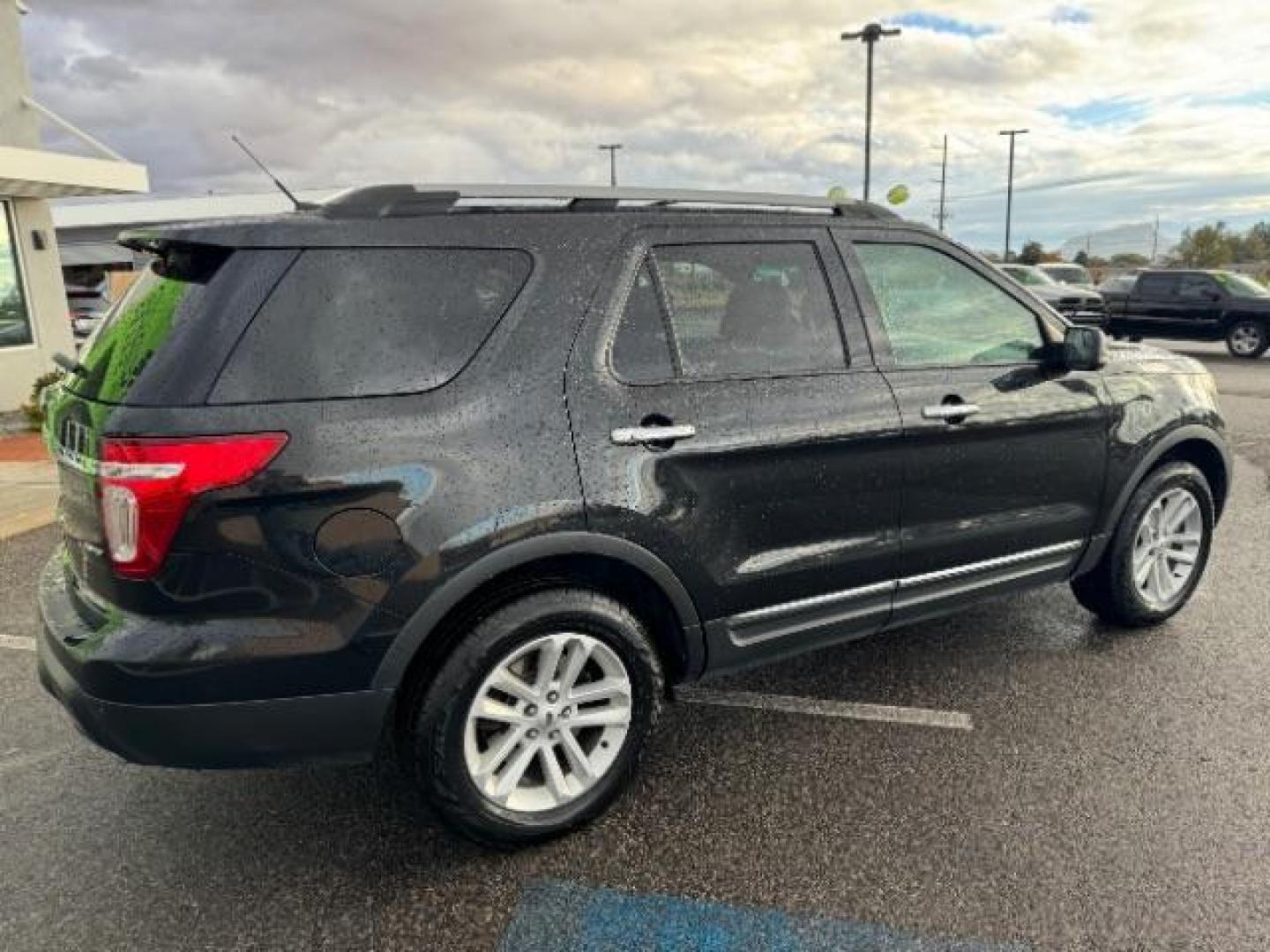 2012 Tuxedo Black Metallic Ford Explorer XLT 4WD (1FMHK8D84CG) with an 3.5L V6 DOHC 24V engine, 6-Speed Automatic transmission, located at 1865 East Red Hills Pkwy, St. George, 84770, (435) 628-0023, 37.120850, -113.543640 - Photo#9