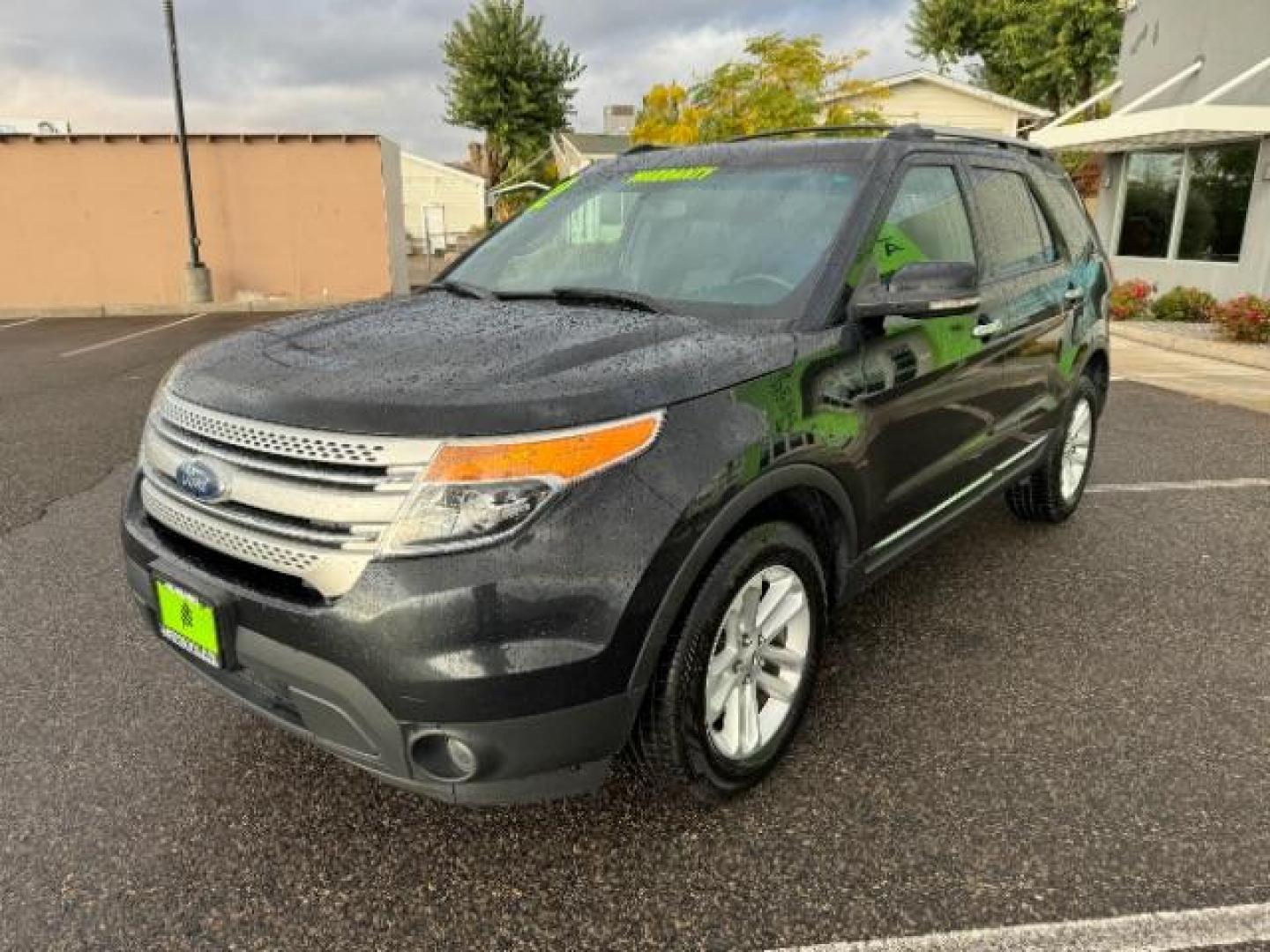 2012 Tuxedo Black Metallic Ford Explorer XLT 4WD (1FMHK8D84CG) with an 3.5L V6 DOHC 24V engine, 6-Speed Automatic transmission, located at 1865 East Red Hills Pkwy, St. George, 84770, (435) 628-0023, 37.120850, -113.543640 - Photo#3