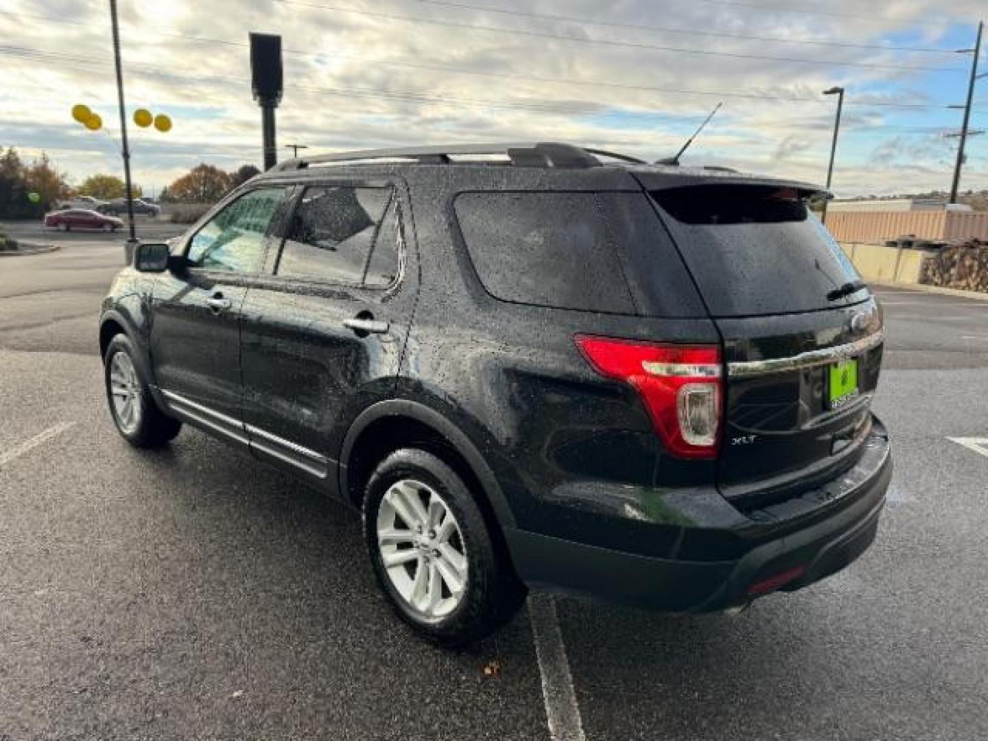 2012 Tuxedo Black Metallic Ford Explorer XLT 4WD (1FMHK8D84CG) with an 3.5L V6 DOHC 24V engine, 6-Speed Automatic transmission, located at 1865 East Red Hills Pkwy, St. George, 84770, (435) 628-0023, 37.120850, -113.543640 - Photo#6