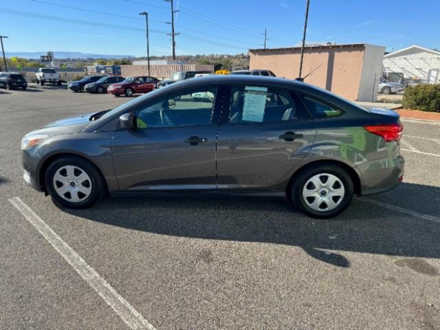 2018 Magnetic Metallic /Charcoal Black Insert w/Warm Steel Surround, cloth Ford Focus S Sedan (1FADP3E24JL) with an 2.0L L4 DOHC 16V engine, 5-Speed Manual transmission, located at 1865 East Red Hills Pkwy, St. George, 84770, (435) 628-0023, 37.120850, -113.543640 - Photo#5