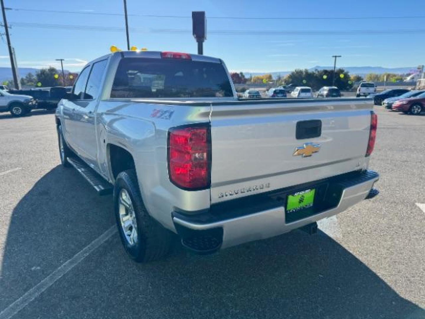 2016 Silver Ice Metallic /Dark Ash Seats w/Jet Black Interior Accents, cloth Chevrolet Silverado 1500 LT Crew Cab 4WD (3GCUKREC5GG) with an 5.3L V8 OHV 16V engine, 6-Speed Automatic transmission, located at 1865 East Red Hills Pkwy, St. George, 84770, (435) 628-0023, 37.120850, -113.543640 - We specialize in helping ALL people get the best financing available. No matter your credit score, good, bad or none we can get you an amazing rate. Had a bankruptcy, divorce, or repossessions? We give you the green light to get your credit back on the road. Low down and affordable payments that fit - Photo#7