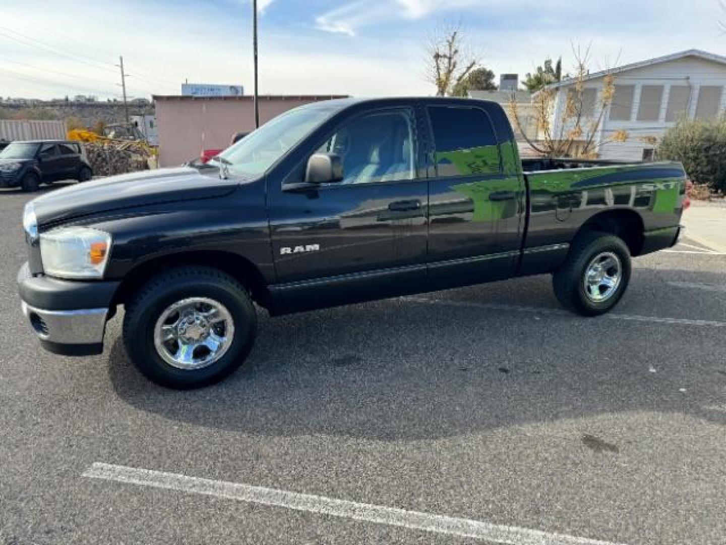 2008 Mineral Gray Metallic /Medium Slate Gray Cloth Interior Dodge Ram 1500 ST Quad Cab 2WD (1D7HA18K18J) with an 3.7L V6 SOHC 12V engine, 5-Speed Automatic transmission, located at 940 North Main Street, Cedar City, UT, 84720, (435) 628-0023, 37.692936, -113.061897 - Photo#4