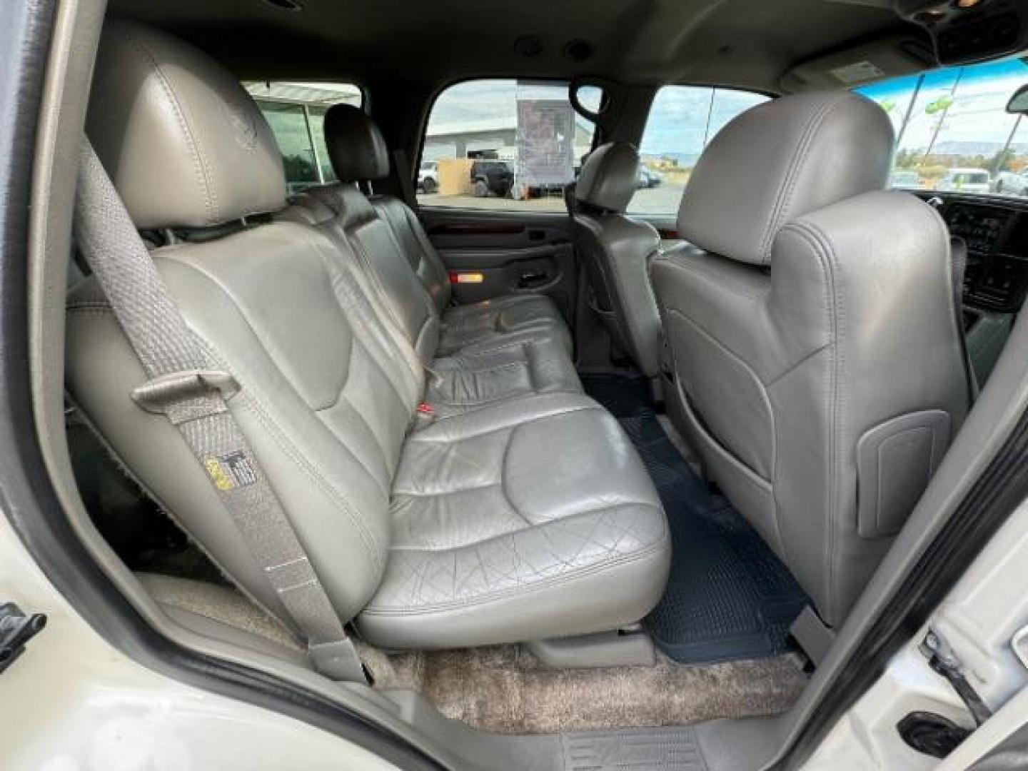 2003 White Diamond /Pewter Leather Cadillac Escalade AWD (1GYEK63NX3R) with an 6.0L V8 OHV 16V engine, 4-Speed Automatic transmission, located at 940 North Main Street, Cedar City, UT, 84720, (435) 628-0023, 37.692936, -113.061897 - Photo#31