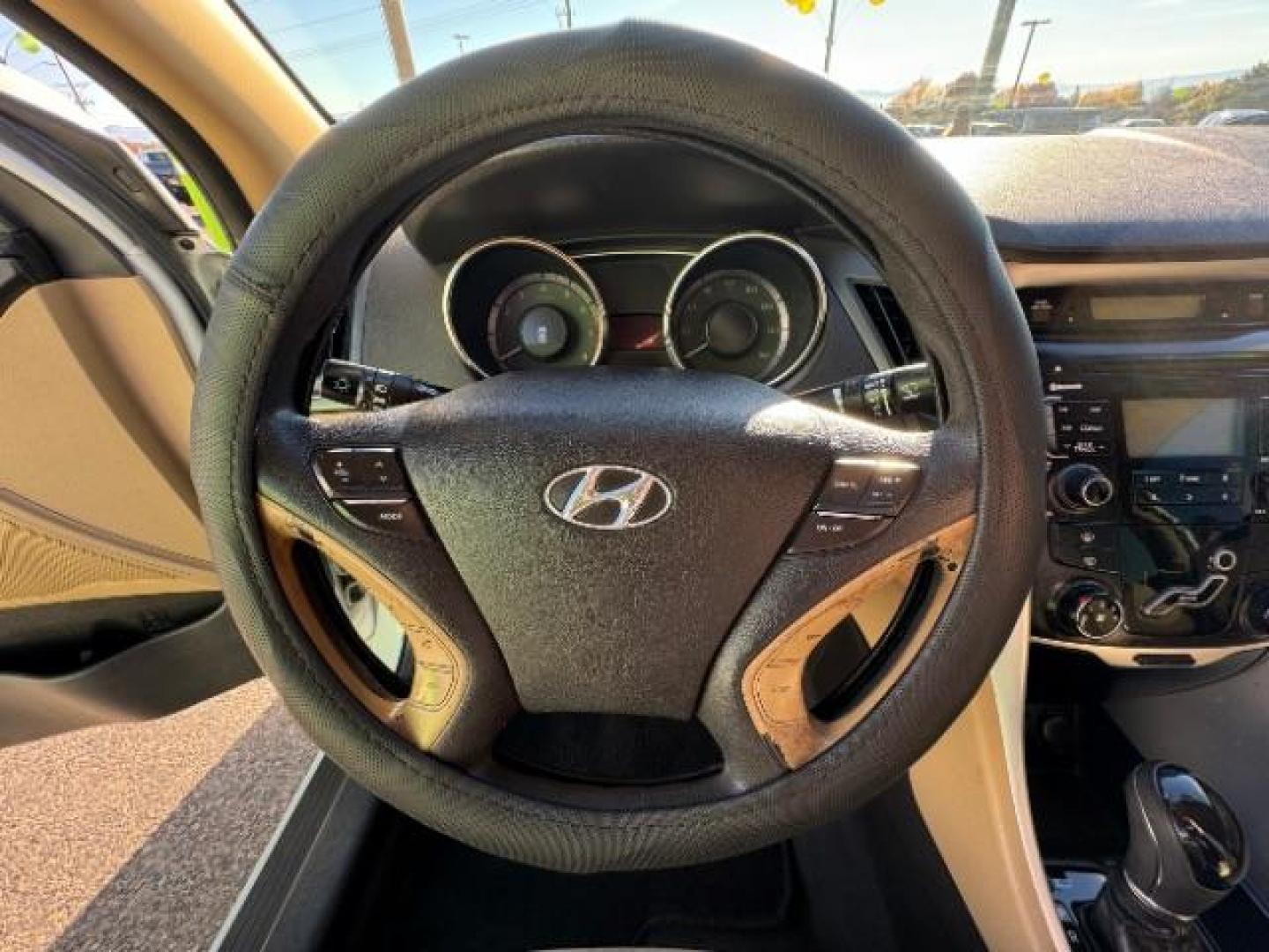 2011 Pearl White /Camel Cloth Interior Hyundai Sonata GLS Auto (5NPEB4AC7BH) with an 2.4L L4 DOHC 16V engine, 6-Speed Automatic transmission, located at 940 North Main Street, Cedar City, UT, 84720, (435) 628-0023, 37.692936, -113.061897 - Photo#19