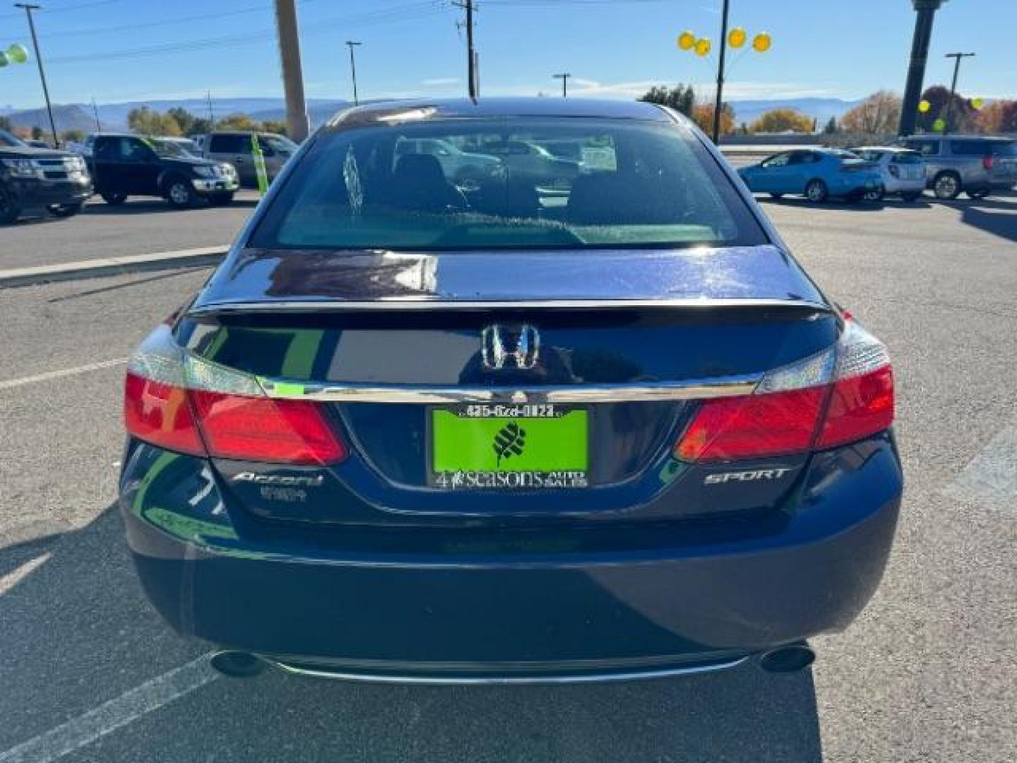 2015 Obsidian Blue Pearl /Black, cloth Honda Accord Sport Sedan CVT (1HGCR2F51FA) with an 2.4L L4 DOHC 16V engine, Continuously Variable Transmission transmission, located at 1865 East Red Hills Pkwy, St. George, 84770, (435) 628-0023, 37.120850, -113.543640 - Photo#7