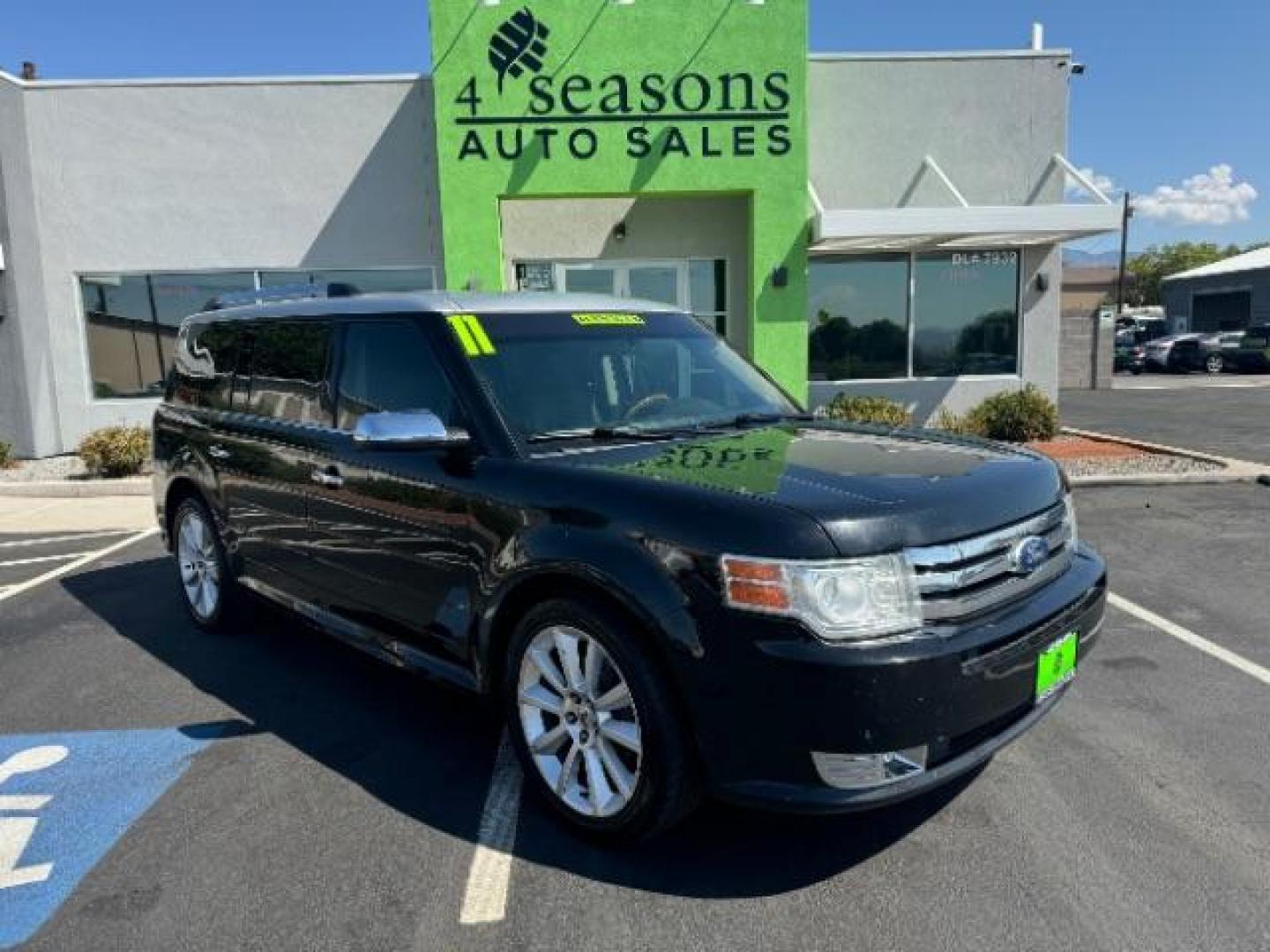 2011 Tuxedo Black Metalli /Charcoal Black Leath Ford Flex Limited FWD (2FMGK5DC6BB) with an 3.5L V6 DOHC 24V engine, 6-Speed Automatic Ov transmission, located at 1865 East Red Hills Pkwy, St. George, 84770, (435) 628-0023, 37.120850, -113.543640 - We specialize in helping ALL people get the best financing available. No matter your credit score, good, bad or none we can get you an amazing rate. Had a bankruptcy, divorce, or repossessions? We give you the green light to get your credit back on the road. Low down and affordable payments that fit - Photo#0