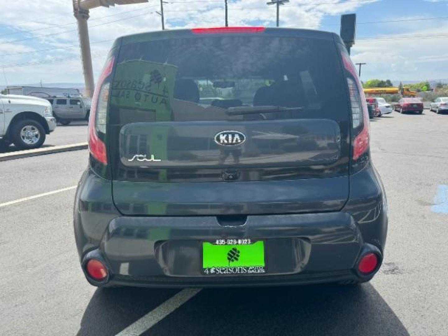 2015 Fathom Blue Kia Soul WAGON 4-DR (KNDJX3A58F7) with an 2.0L L4 DOHC 16V engine, 6-Speed Automatic transmission, located at 1865 East Red Hills Pkwy, St. George, 84770, (435) 628-0023, 37.120850, -113.543640 - Photo#5